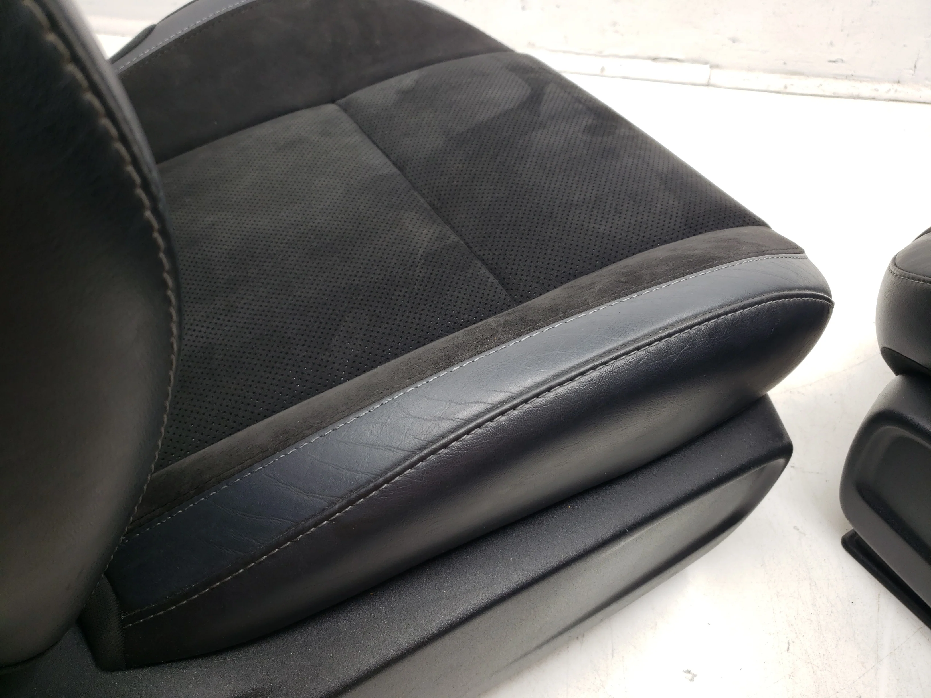 Dodge Challenger Seats, SRT 2008-2024 Heated Cooled Leather #1630 - Image 12
