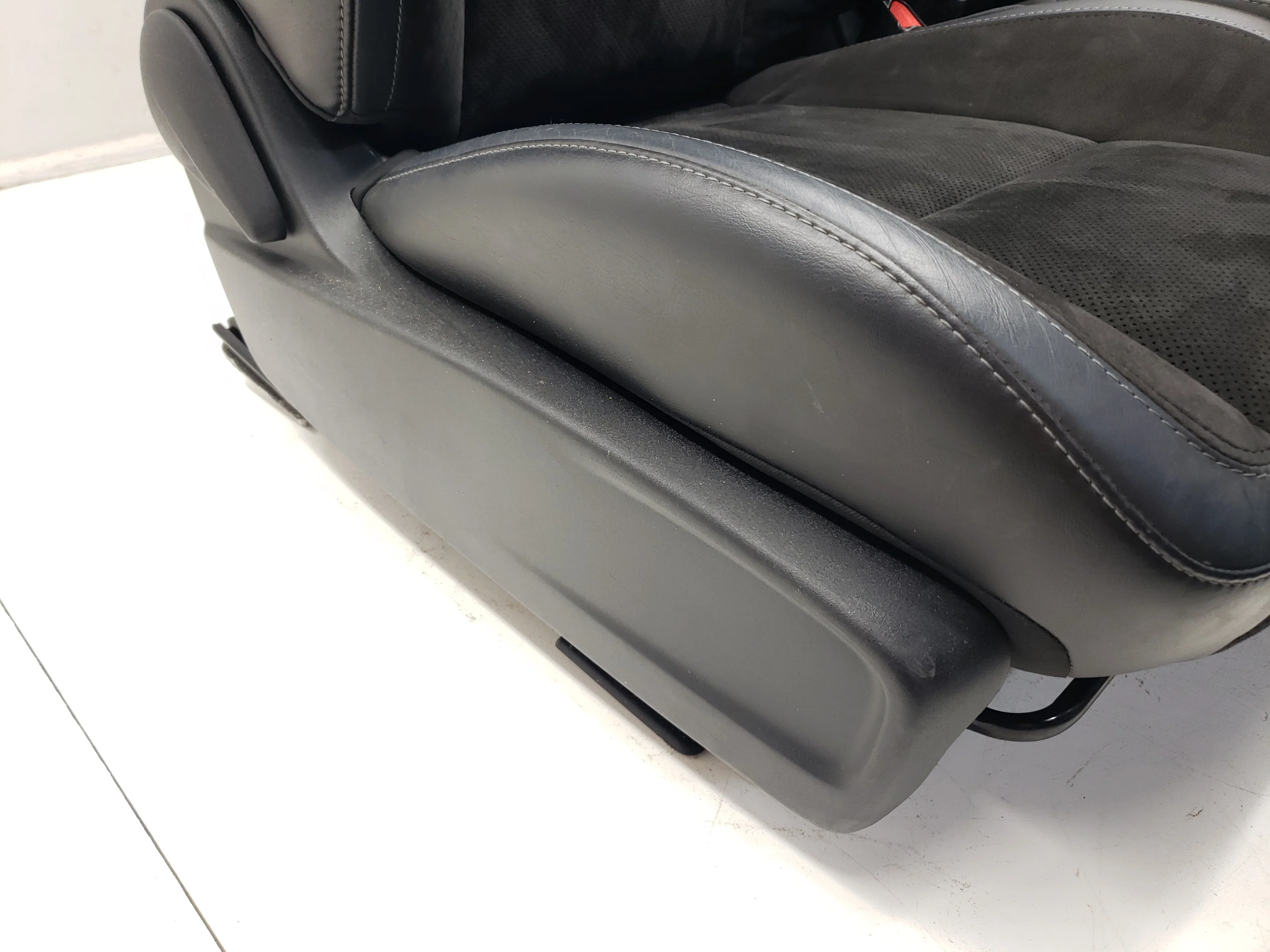 Dodge Challenger Seats, SRT 2008-2024 Heated Cooled Leather #1630 - Image 6