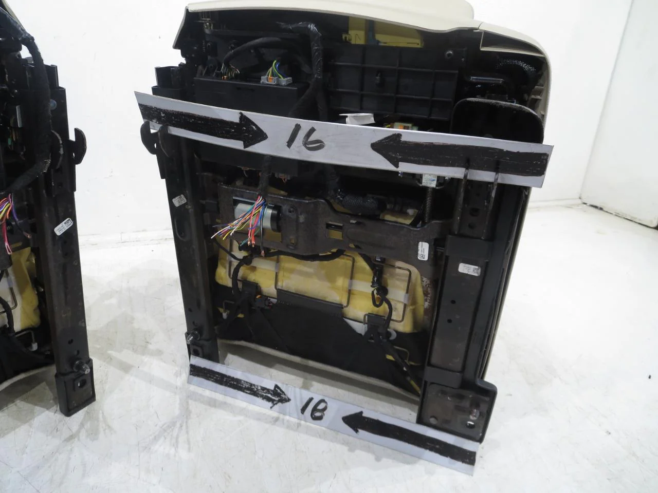 2013 - 2019 Cadillac ATS Seats, Sedan, Light Tan Leather #340r - Image 21