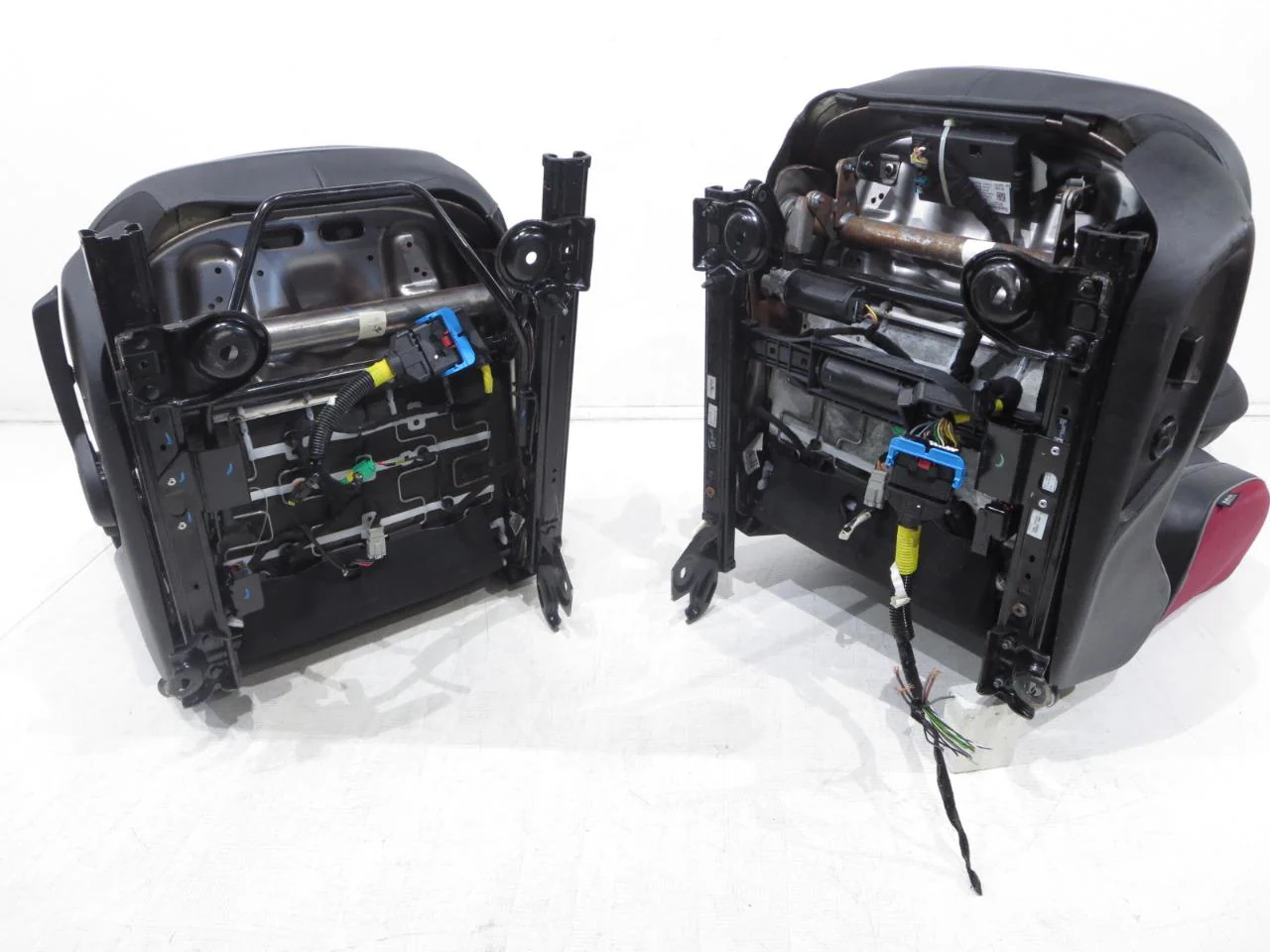 2016 - 2023 Fiat 500x Seats, Heated Black Leather, Lounge #958r - Image 20