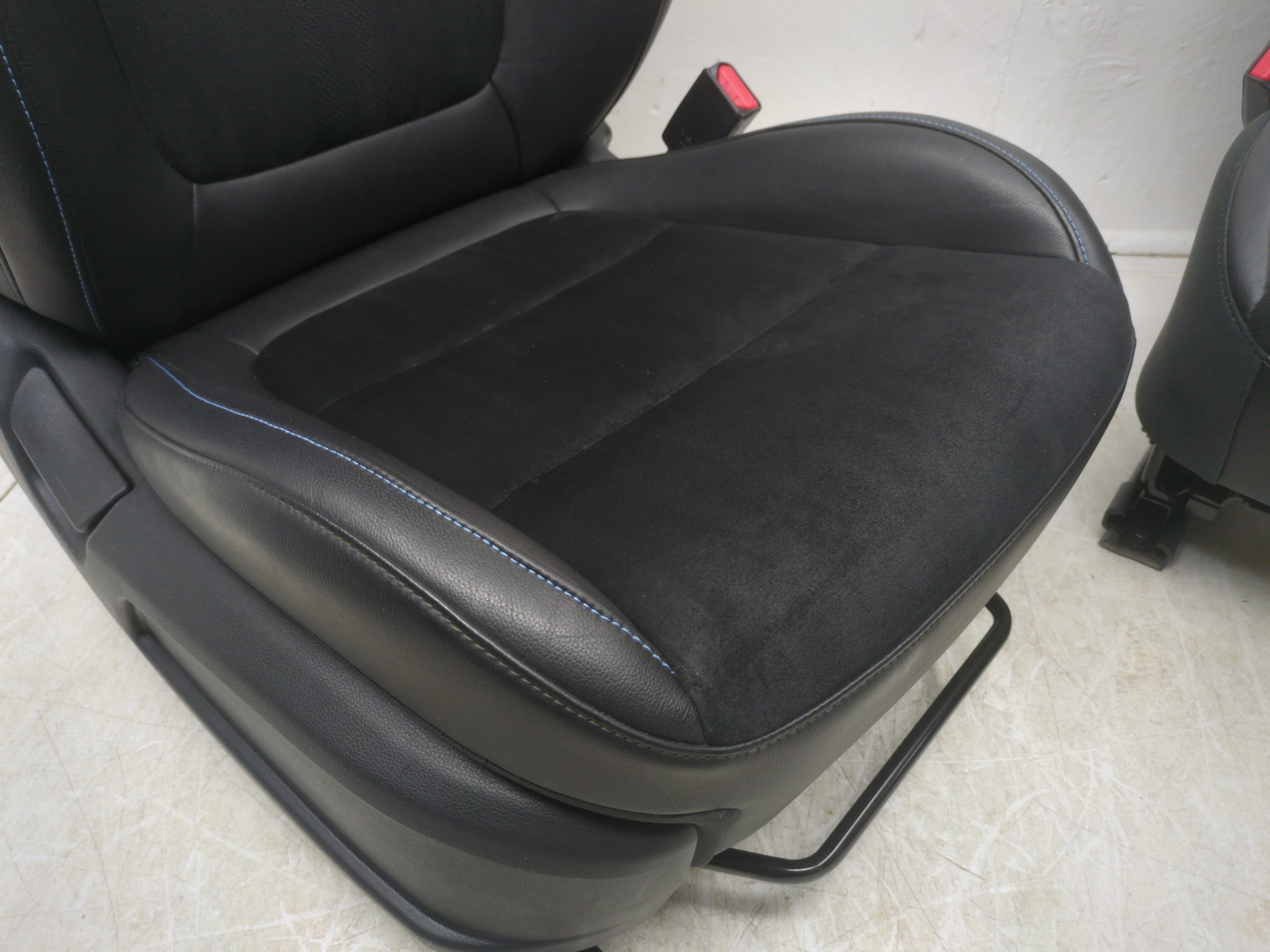 2018 - 2023 Hyundai Kona N Seats, Black Leather Blue Stitch, Front & Rear #1784 - Image 10