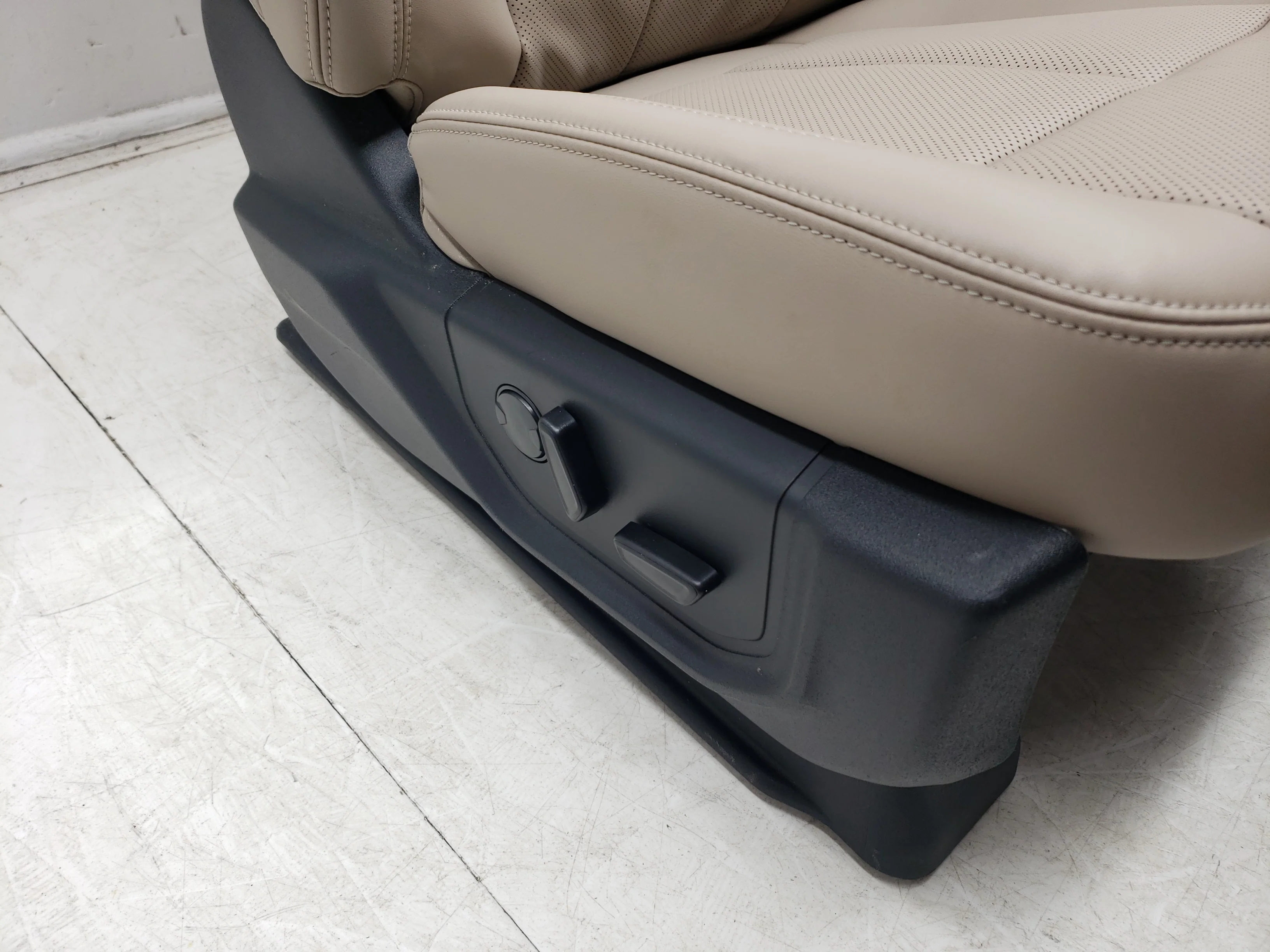 2018 - 2024 Ford Expedition Leather Seats, Power Heated Cooled, Tan #1486 - Image 5
