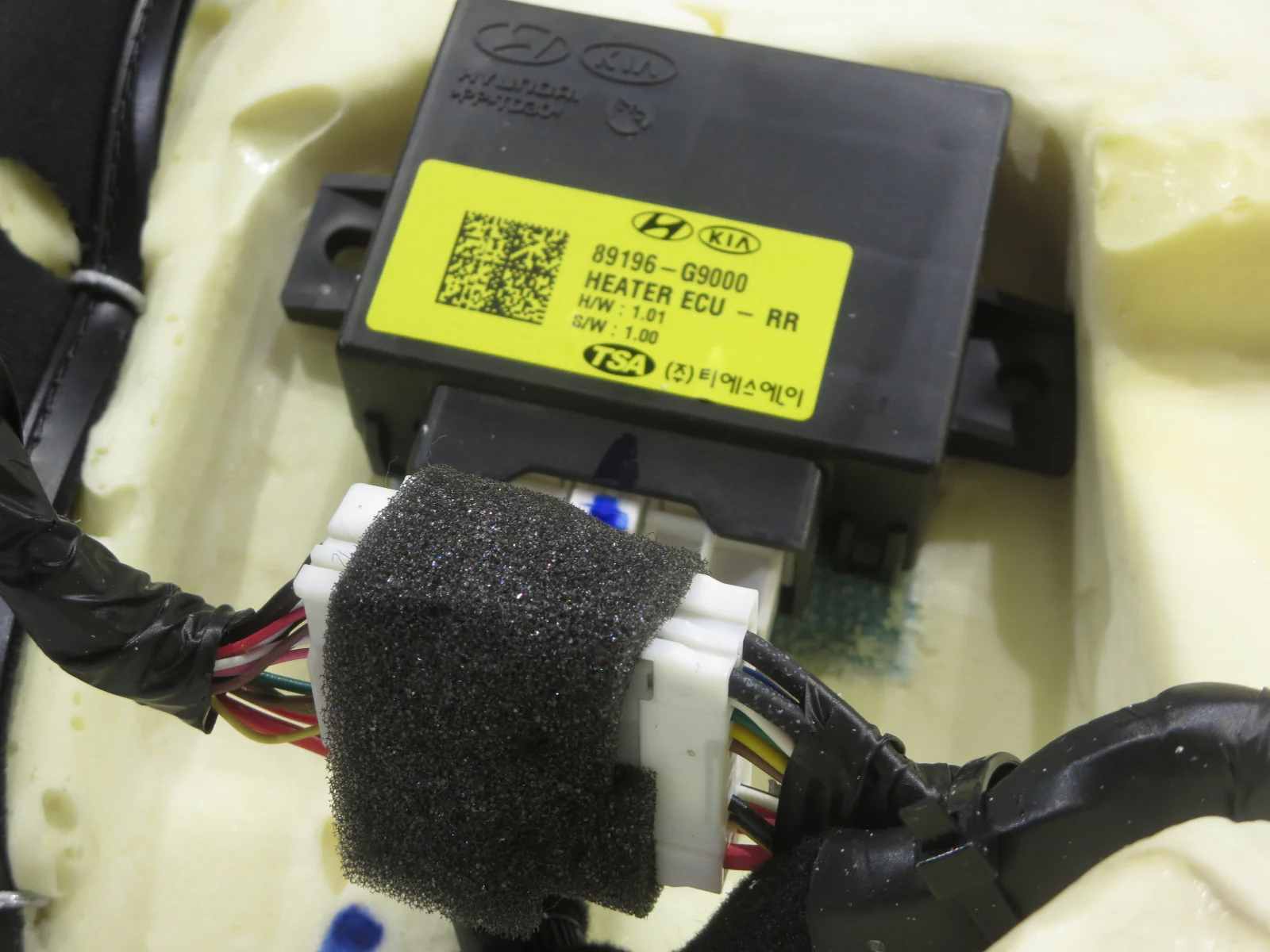 2019 - 2023 Genesis G70 Elite Rear Seats, Quilted Black Leather #559i - Image 12