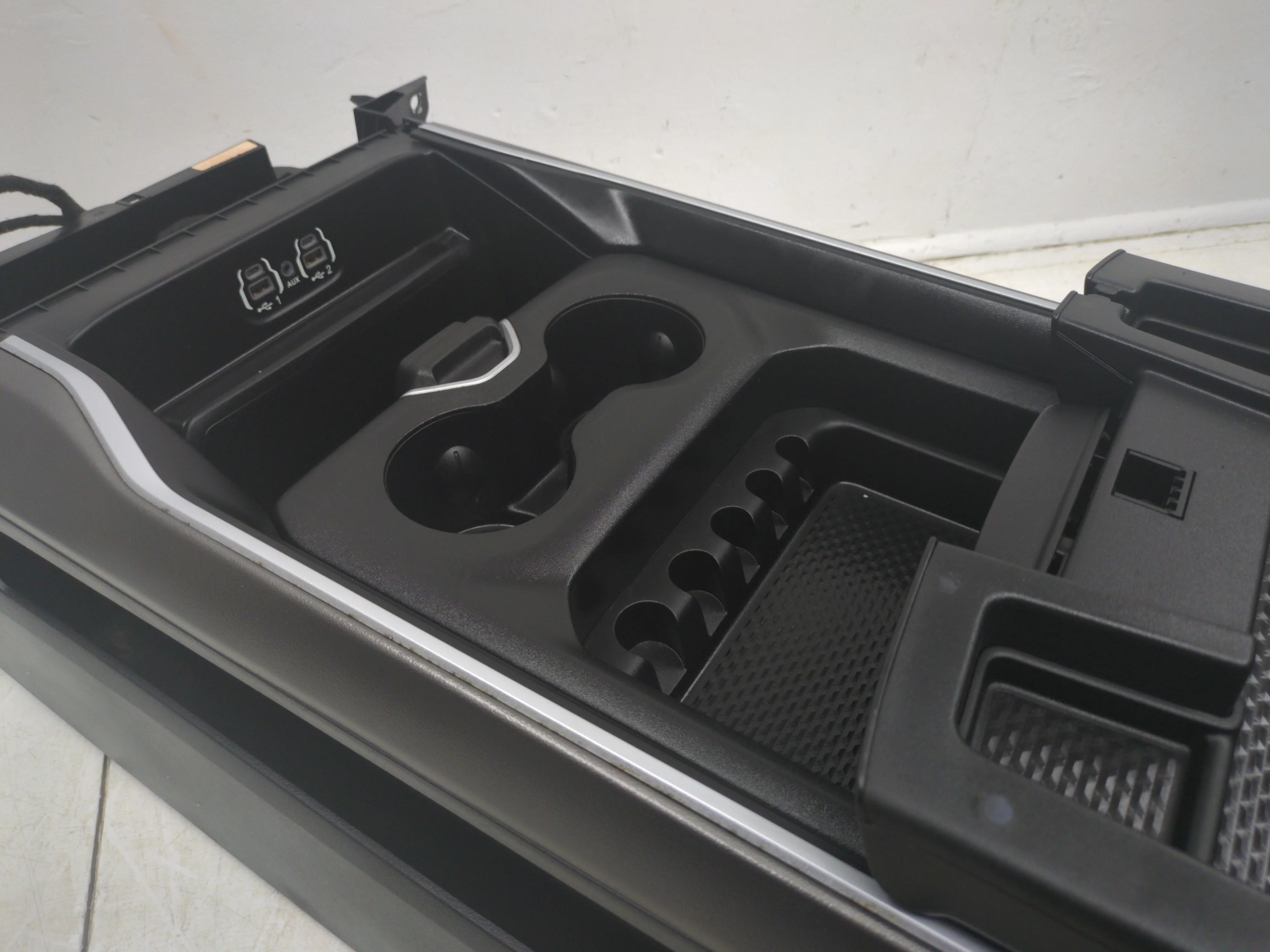 2019 - 2024 Dodge Ram Center Console, 1500 DT, Black & Gray. #1781 - Image 11