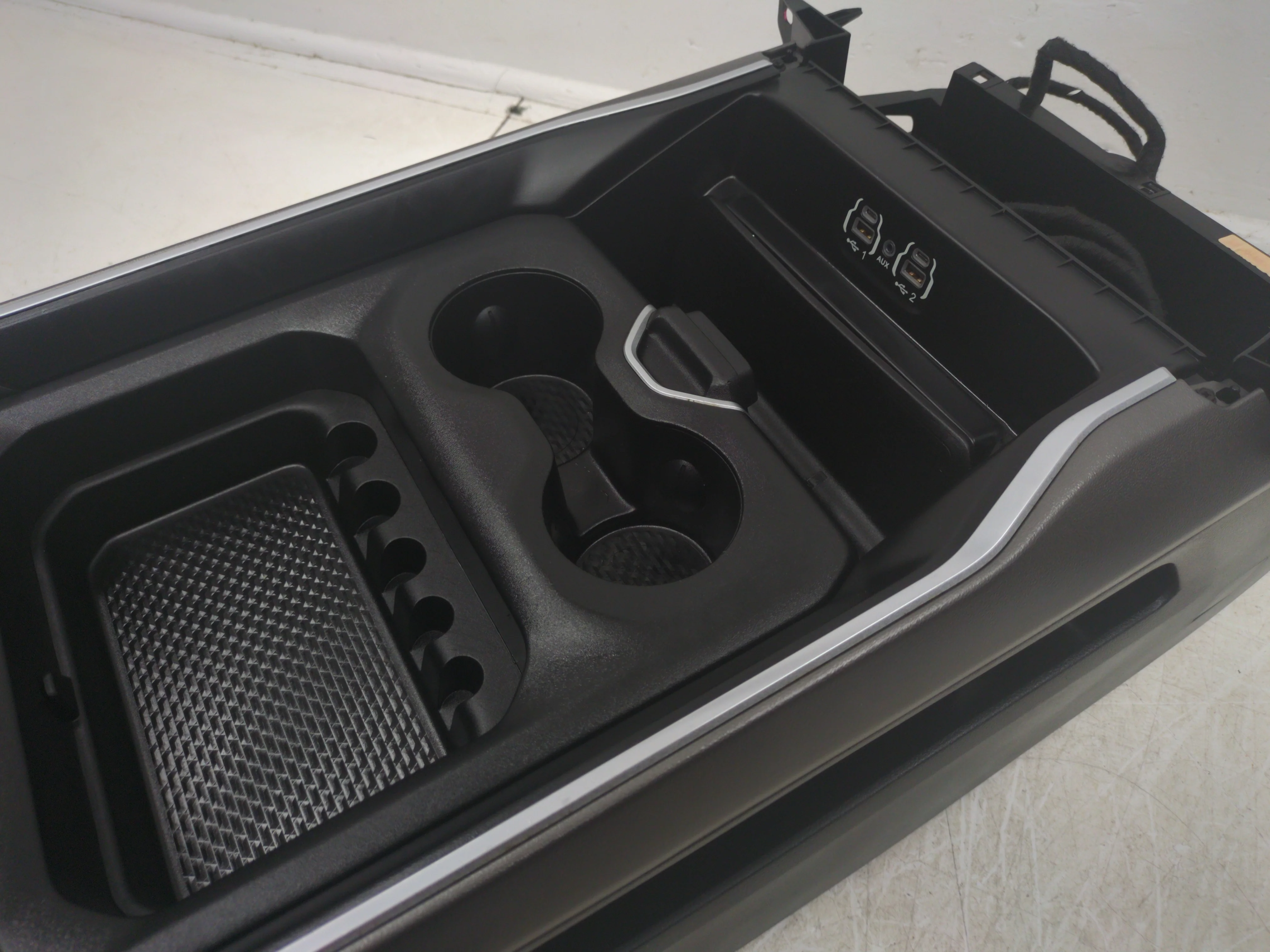 2019 - 2024 Dodge Ram Center Console, 1500 DT, Black & Gray. #1781 - Image 13