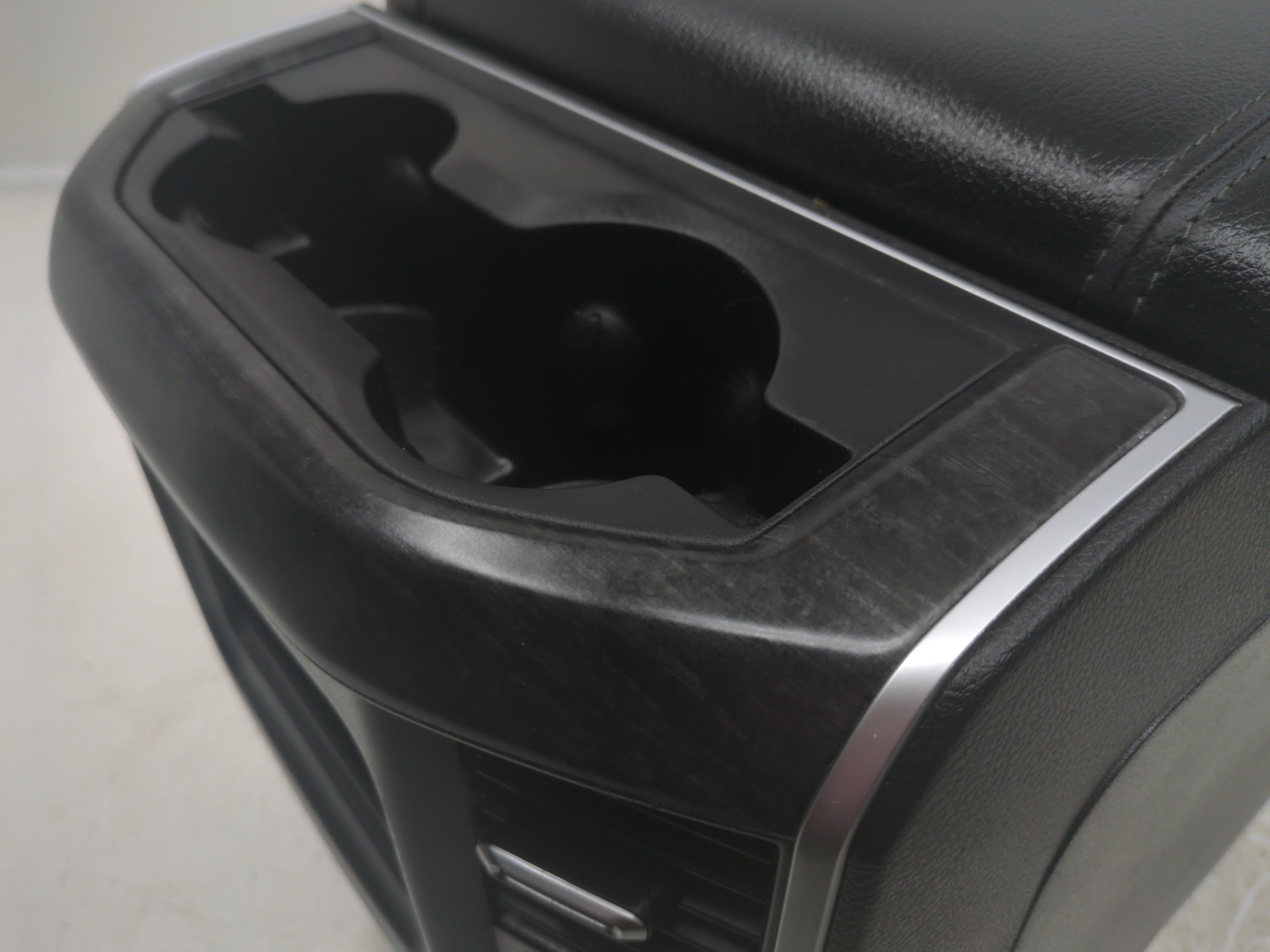 2019 - 2024 Dodge Ram Center Console, 1500 DT, Black & Gray. #1781 - Image 16
