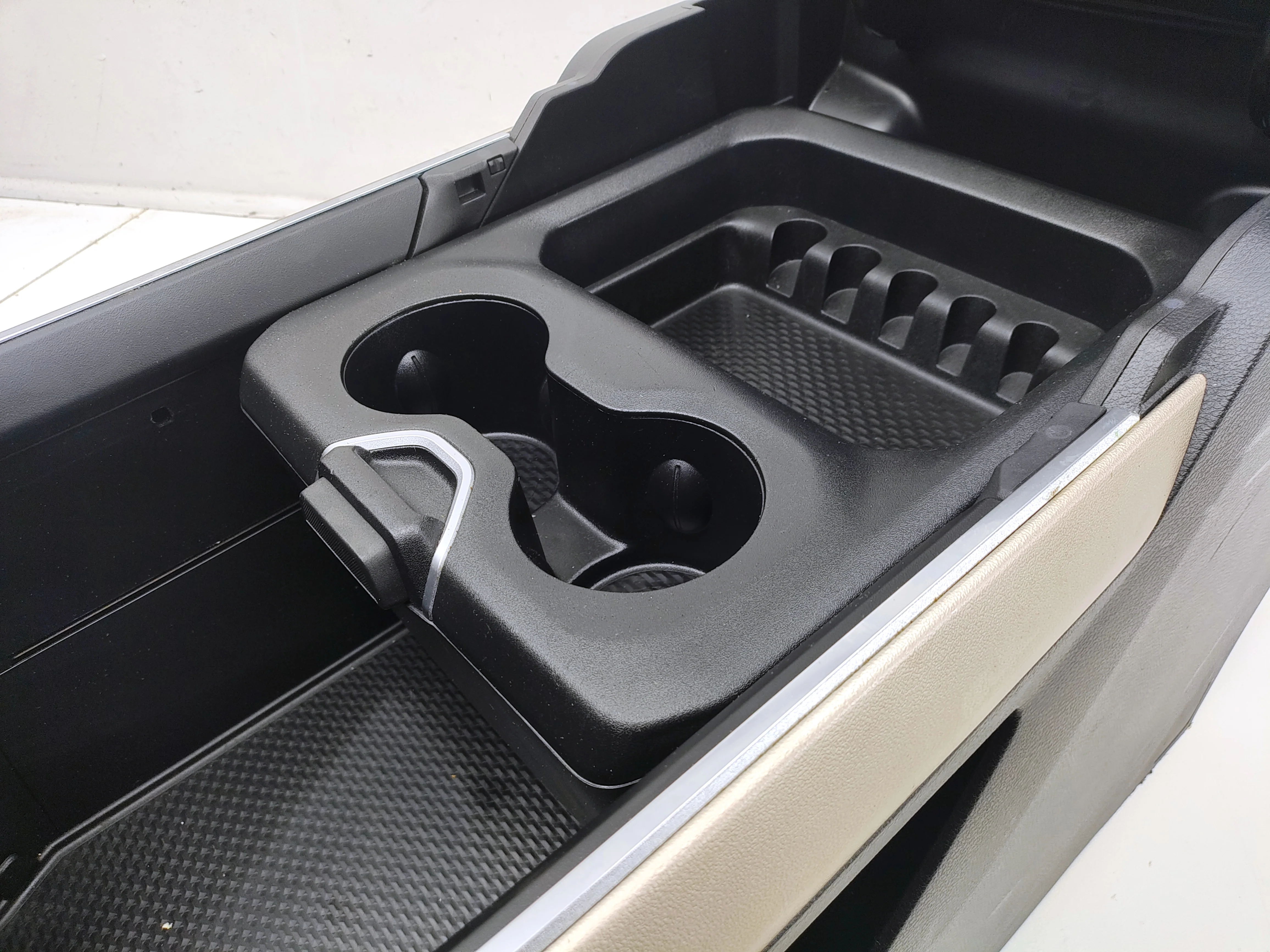 Ram Center Console 1500 DT, 2019 - 2026 Laramie Sport Black & Gold #1628 - Image 10