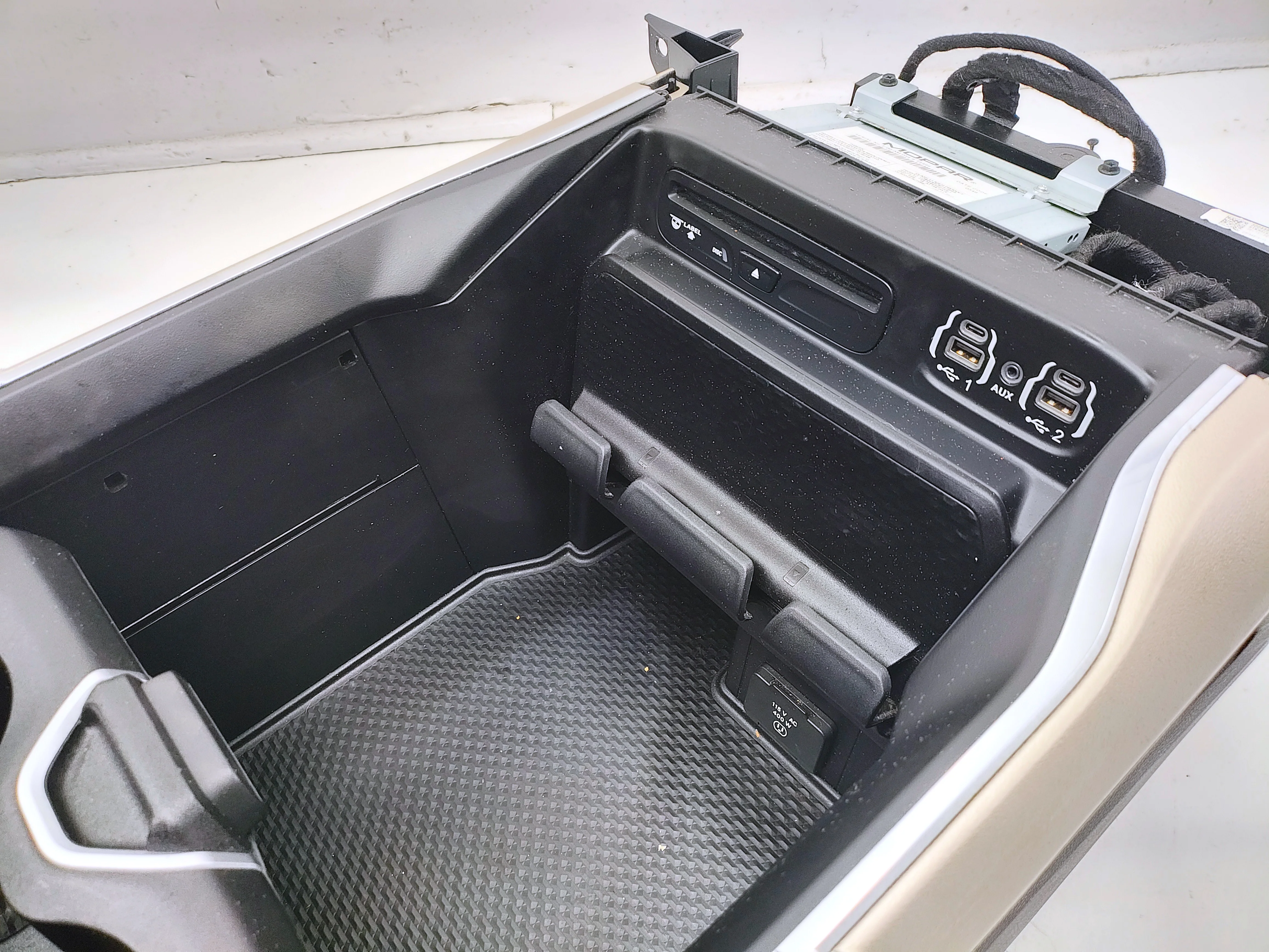 Ram Center Console 1500 DT, 2019 - 2026 Laramie Sport Black & Gold #1628 - Image 8