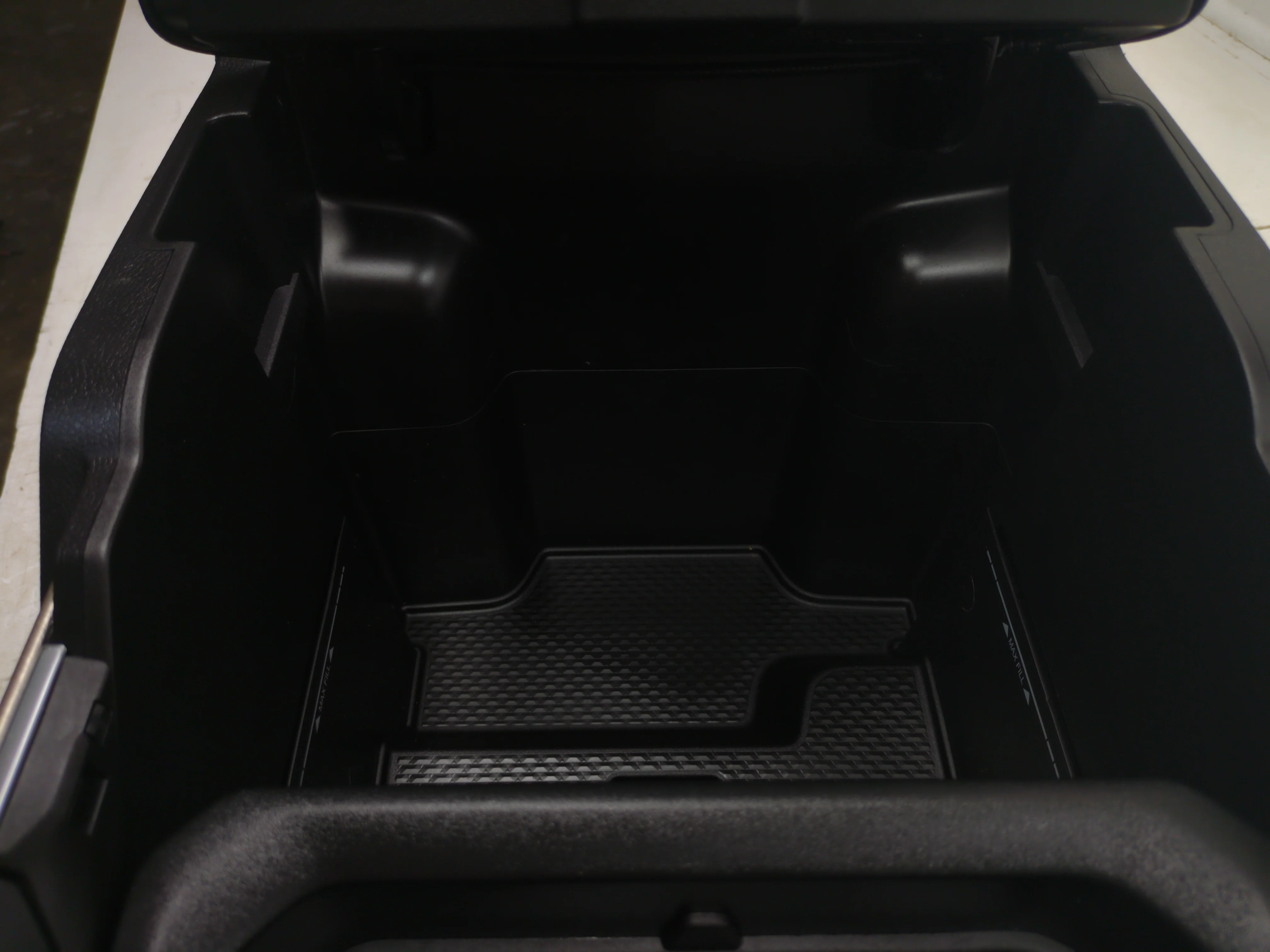 2019 - 2024 Dodge Ram Center Console, 1500 DT, Laramie Sport Black & Gold. #1789 - Image 12