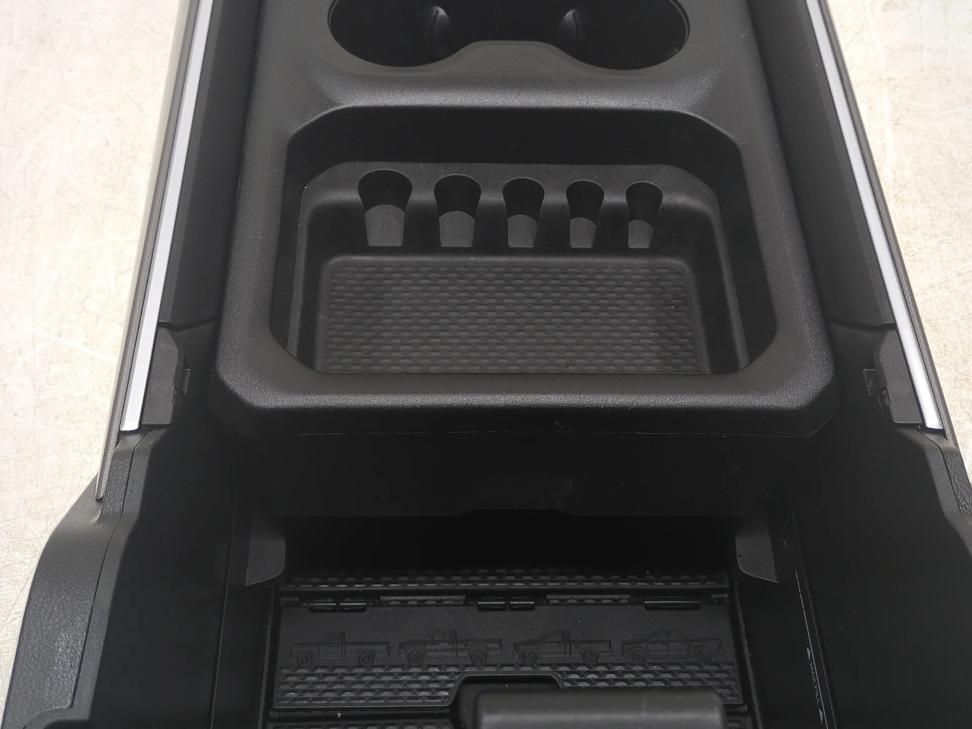 2019 - 2024 Dodge Ram Center Console, Big Horn 1500 DT #1838 - Image 15