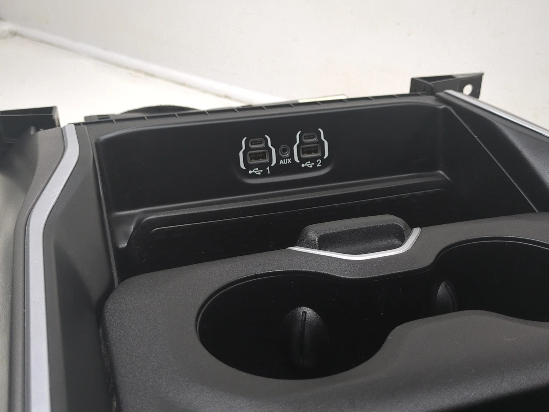 2019 - 2024 Dodge Ram Center Console, Big Horn 1500 DT #1838 - Image 16