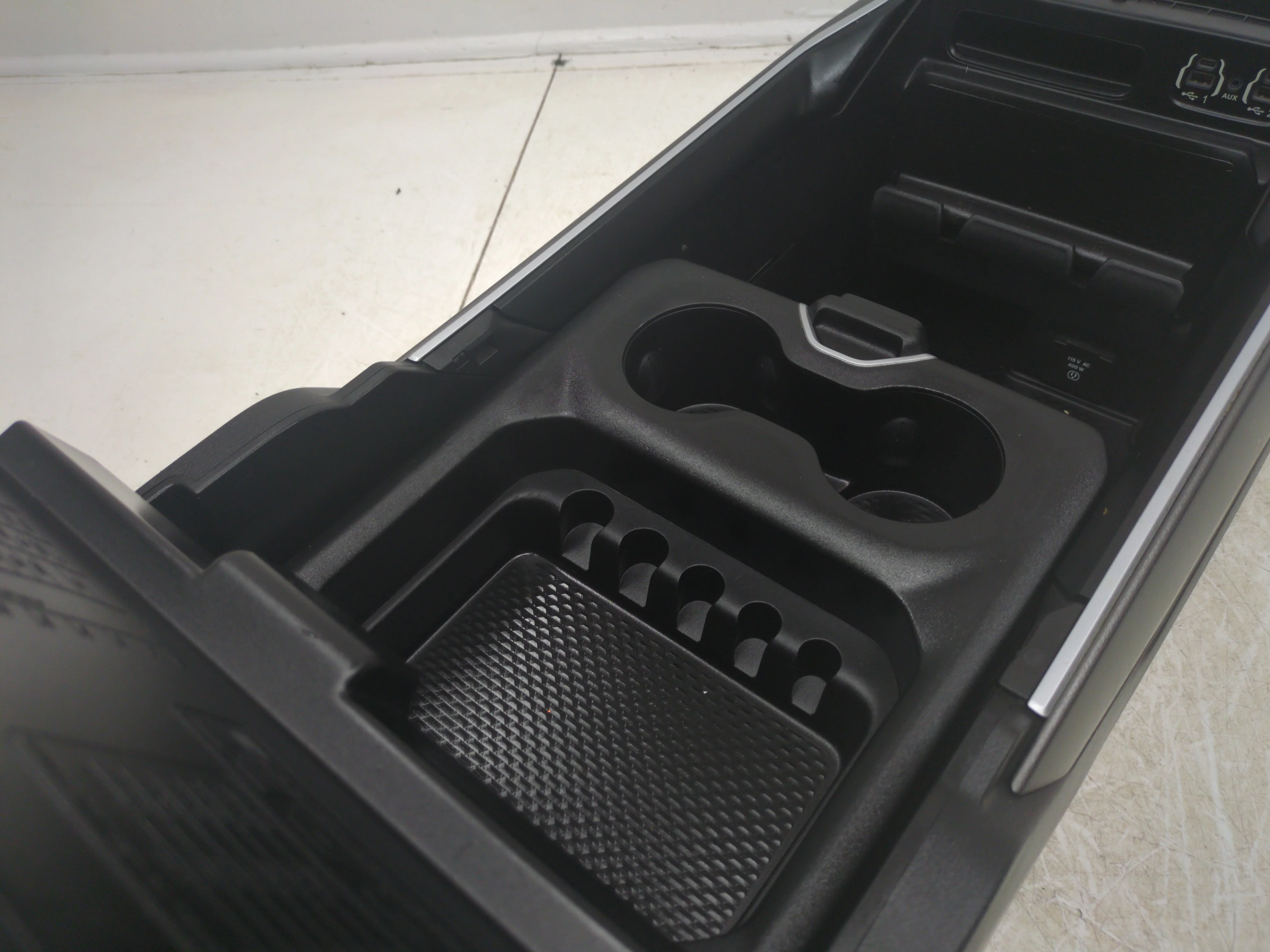 2019 - 2024 Dodge Ram Center Console, 1500 DT, Big Horn, Black & Gray. #1787 - Image 18