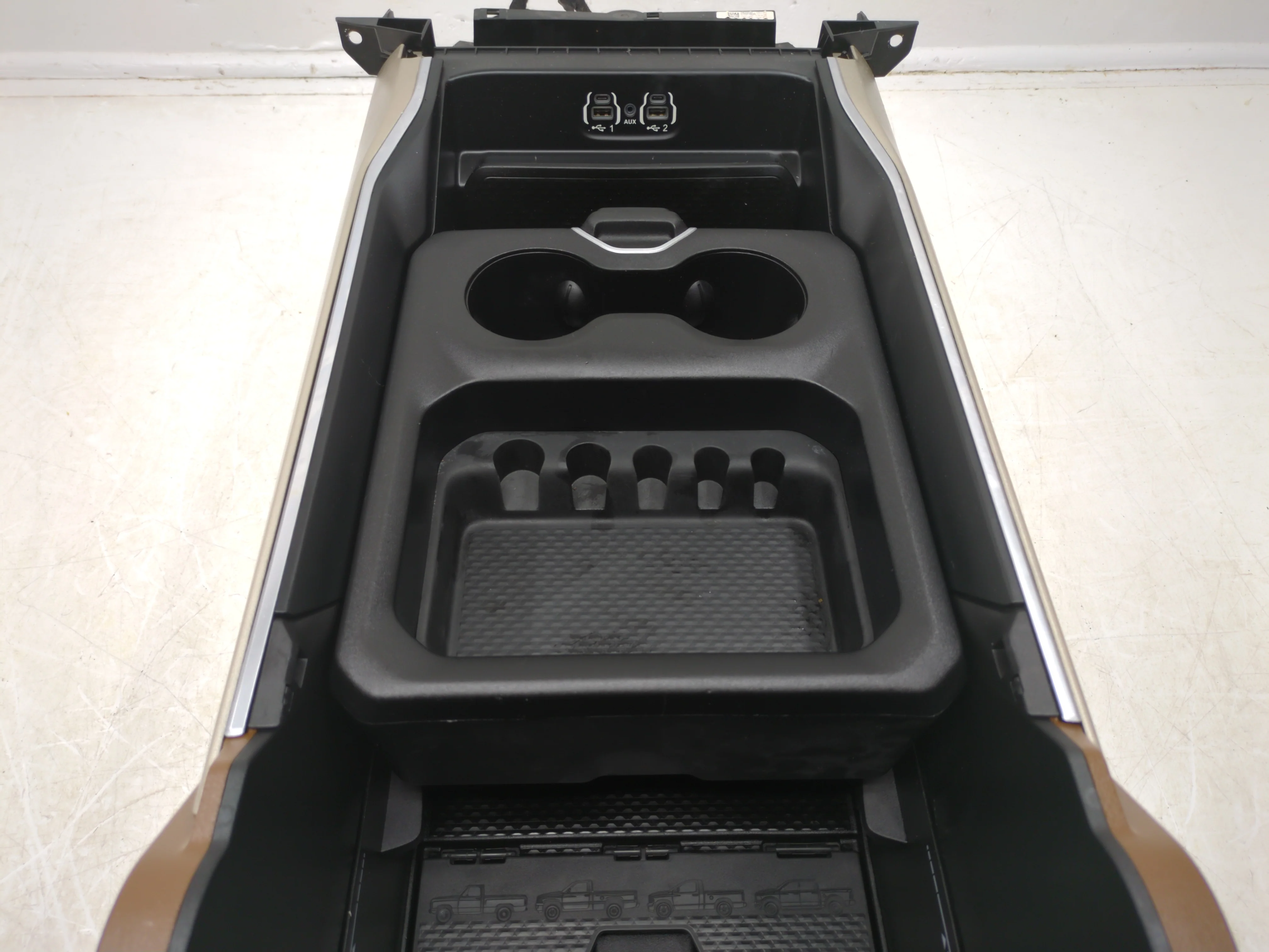 2019 - 2024 Dodge Ram Center Console, Laramie Mountain Brown 1500 DT #1765 - Image 5