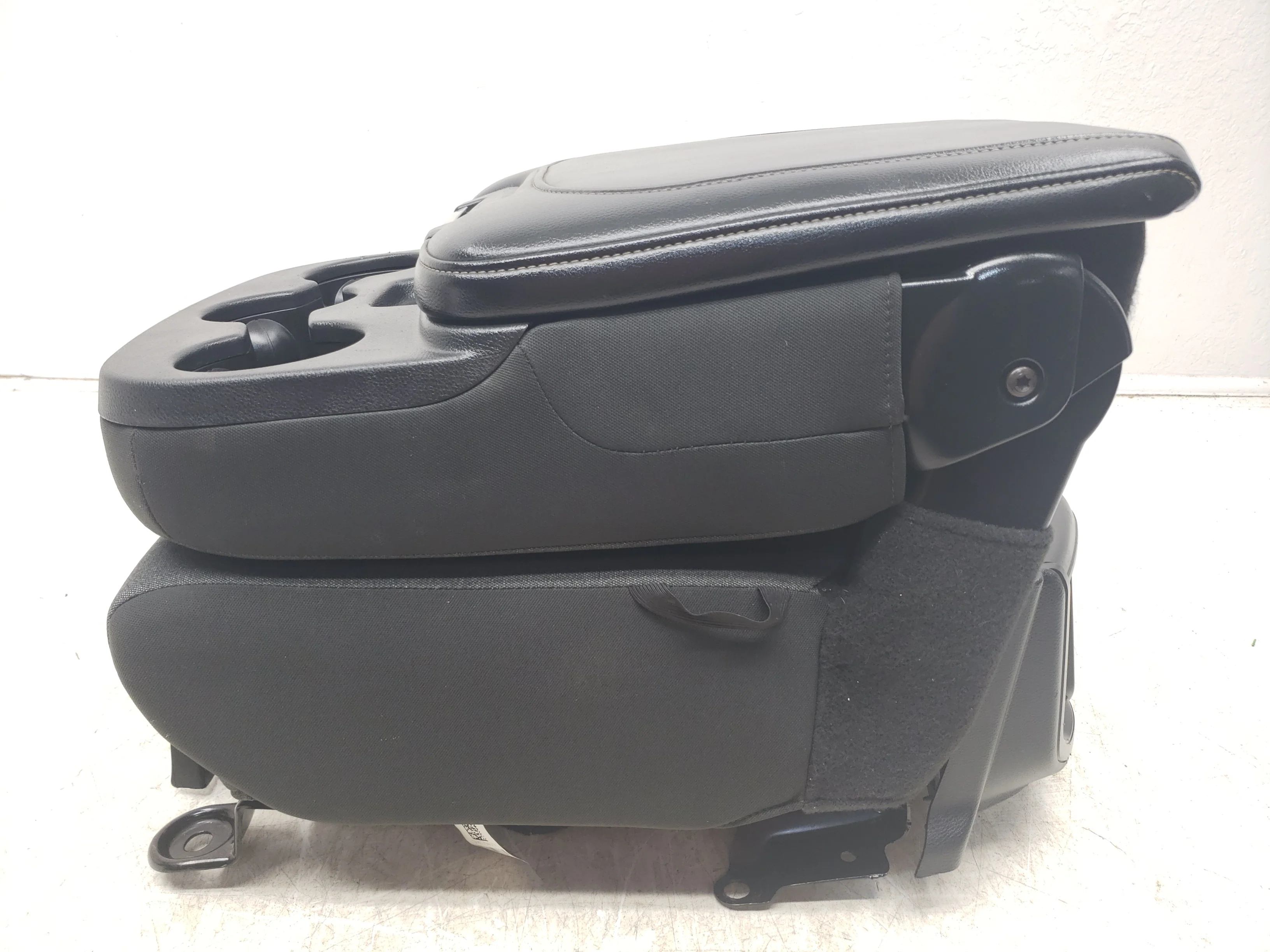 2019 - 2024 Dodge Ram Heavy Duty Jump Seat, Dark Gray Cloth w/ Rear AC Vents #1596 - Image 11