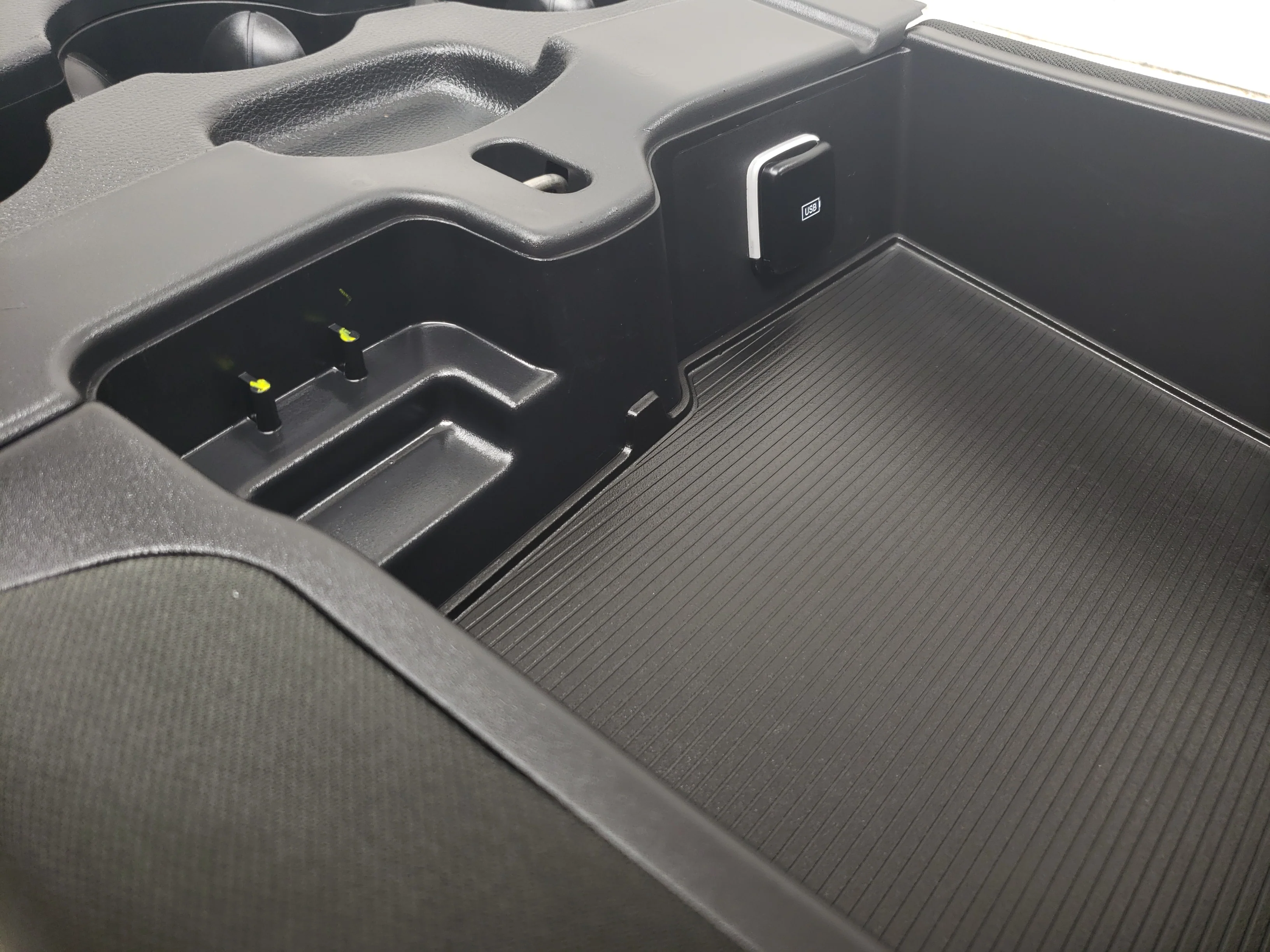 2019 - 2024 Dodge Ram Heavy Duty Jump Seat, Dark Gray Cloth w/ Rear AC Vents #1596 - Image 5