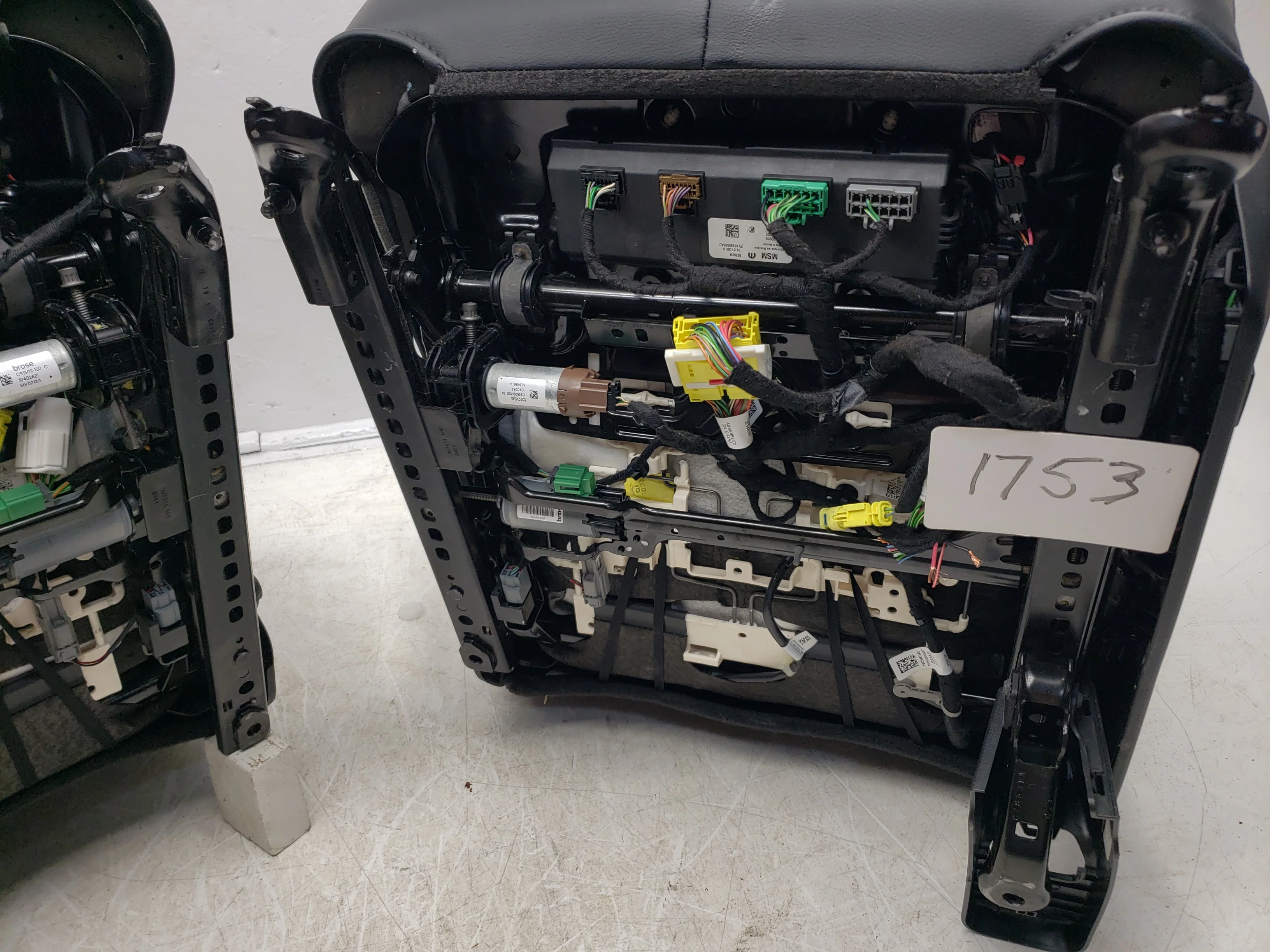 2019 - 2024 Dodge Ram Laramie Front Seats, Black Leather Suede, 1500 DT #1753 - Image 16