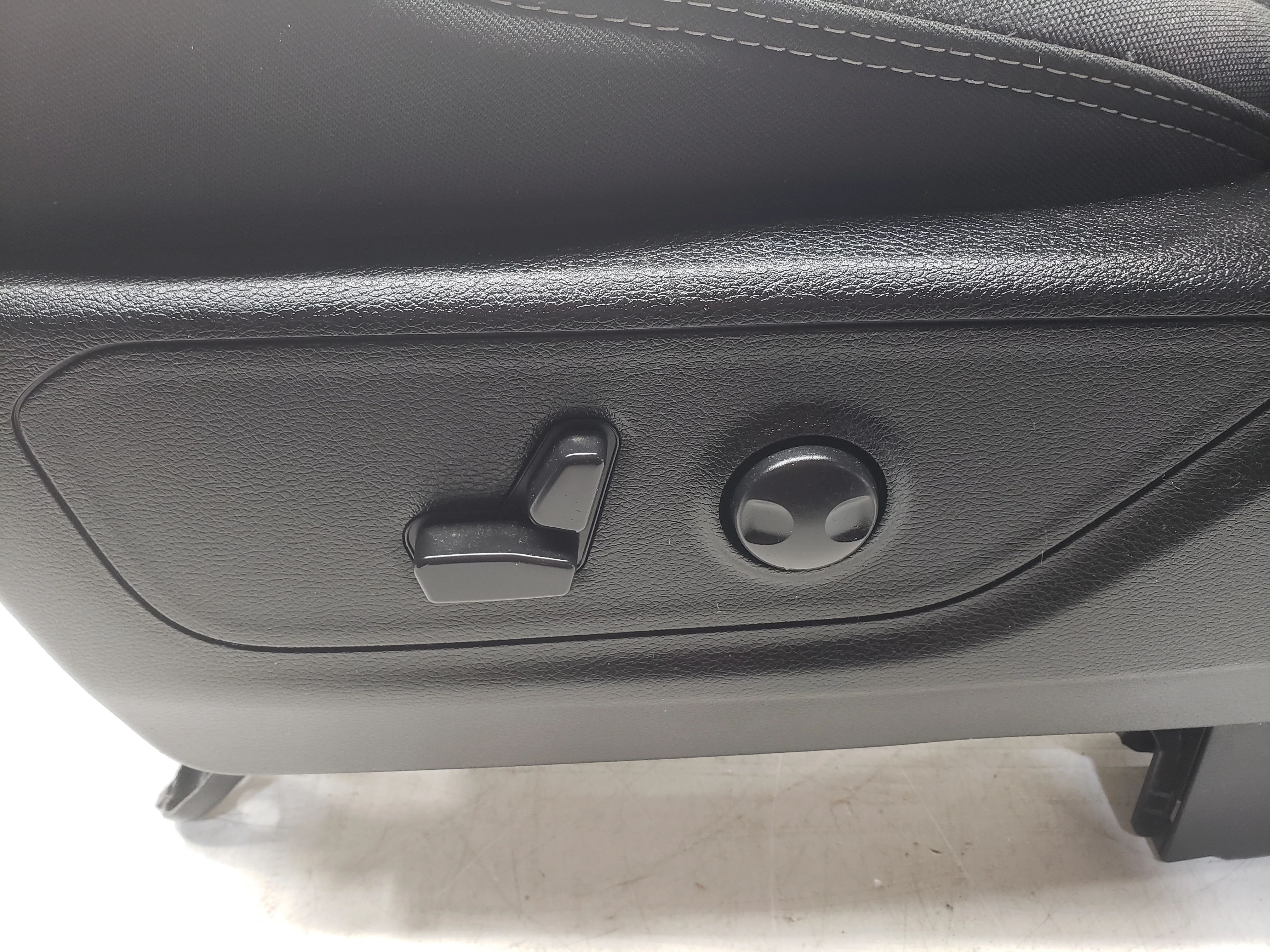 2019 - 2024 Dodge Ram Seats, Powered Heated Black Cloth, 1500 DT #1302 - Image 15