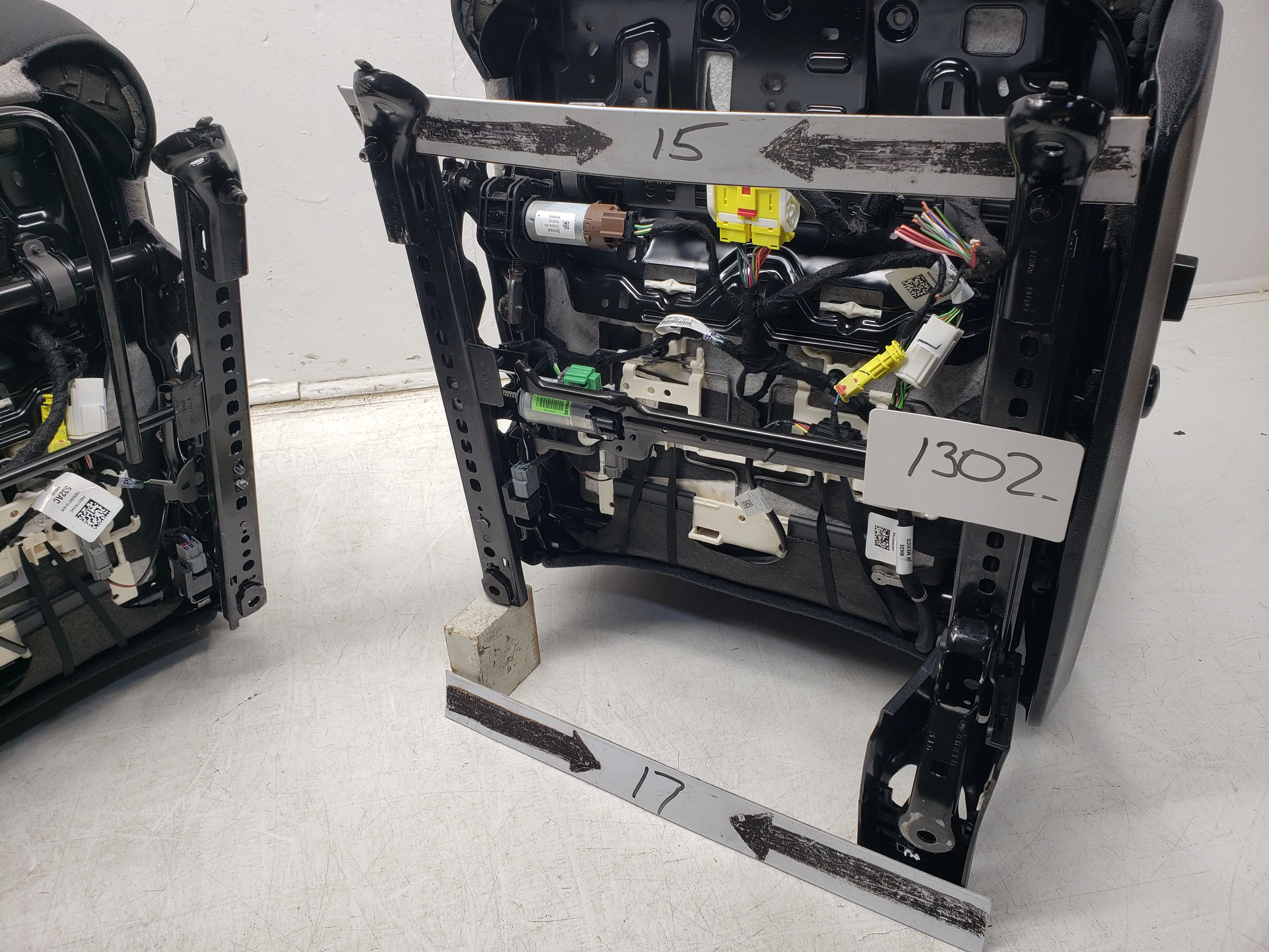 2019 - 2024 Dodge Ram Seats, Powered Heated Black Cloth, 1500 DT #1302 - Image 19