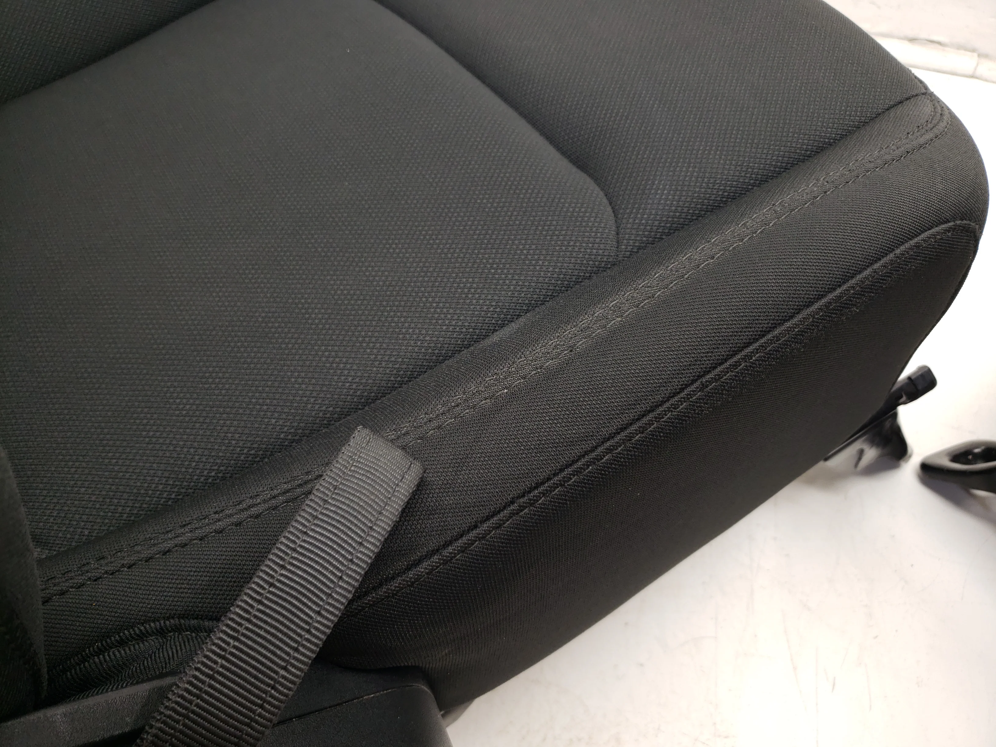 2019 - 2024 Jeep Wrangler JL Front Seats, 4 Door, Charcoal Black Cloth #1058 - Image 12