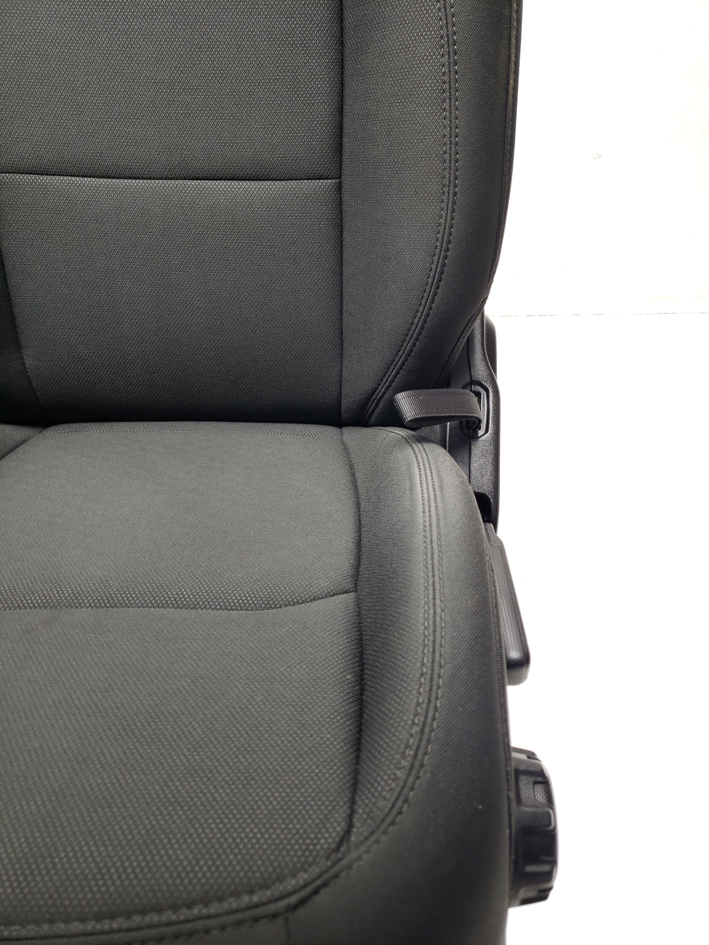 2019 - 2024 Jeep Wrangler JL Front Seats, 4 Door, Charcoal Black Cloth #1058 - Image 5