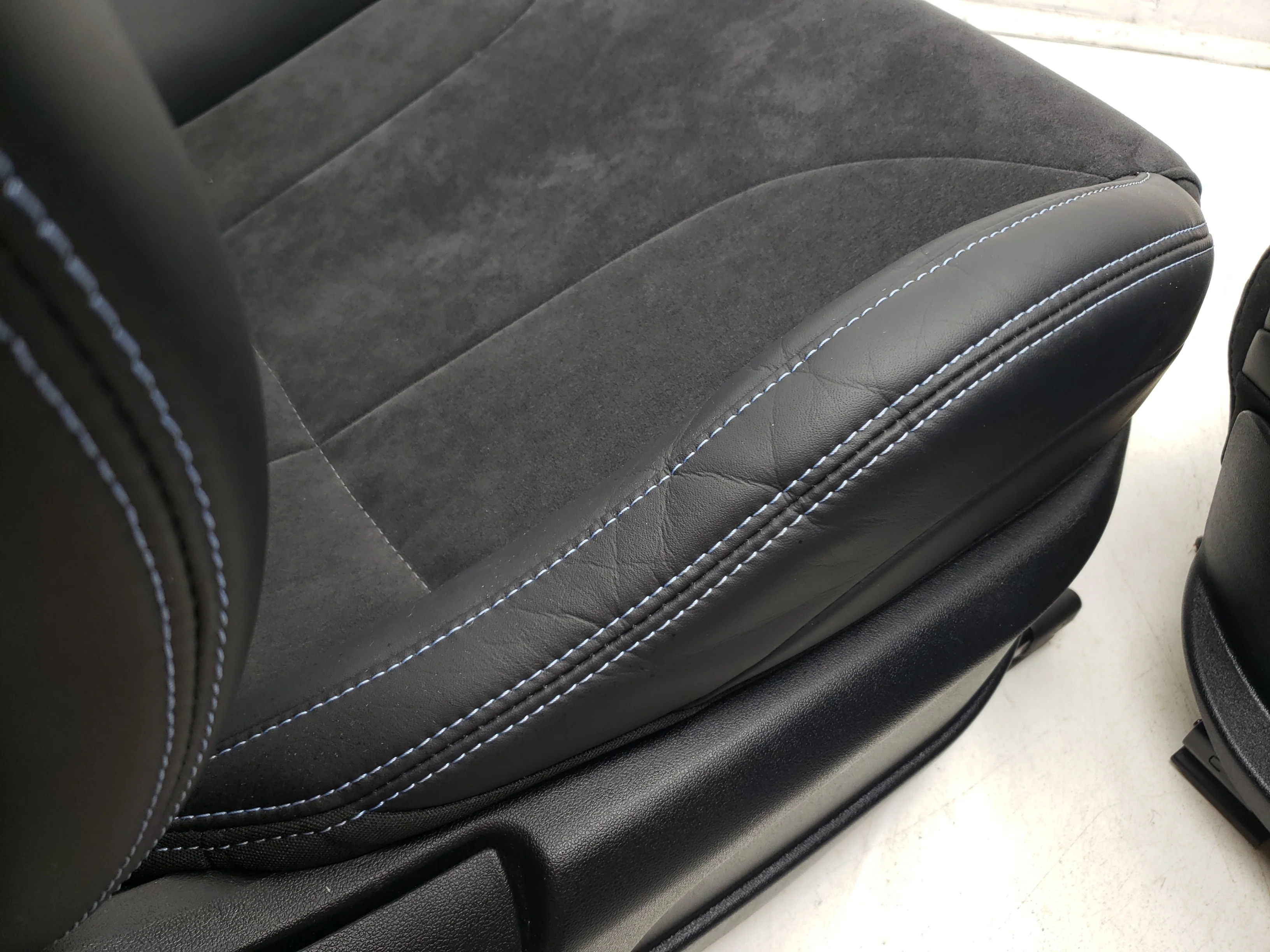 2021 - 2025 Hyundai Elantra N Seats, Black Leather N Light, Front & Rear #1649 - Image 12