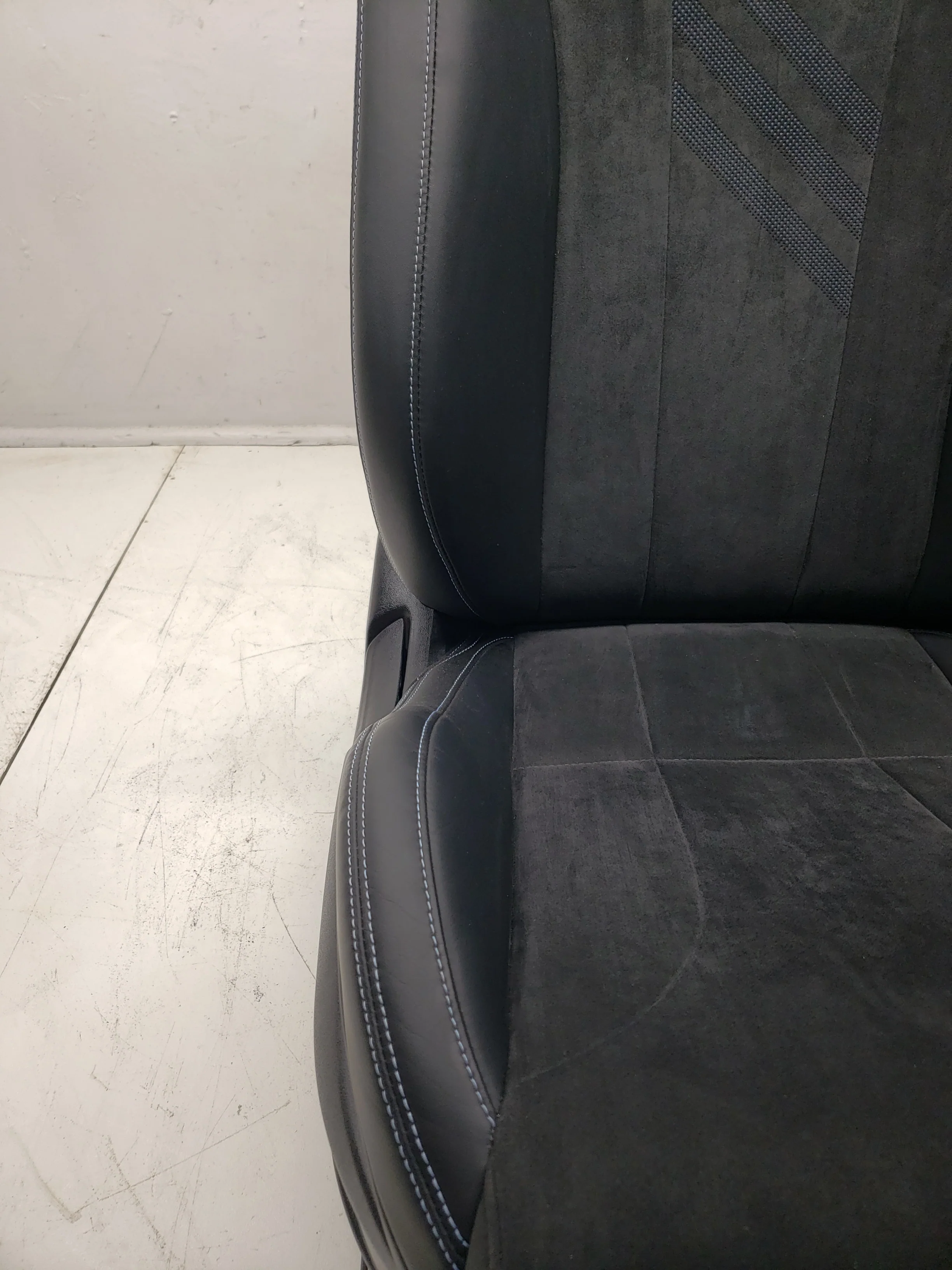 2021 - 2025 Hyundai Elantra N Seats, Black Leather N Light, Front & Rear #1649 - Image 6