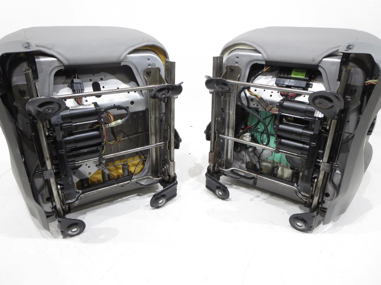 2003 - 2007 Custom Air Conditioned Ford Super Duty F250 Seats #005a - Image 14