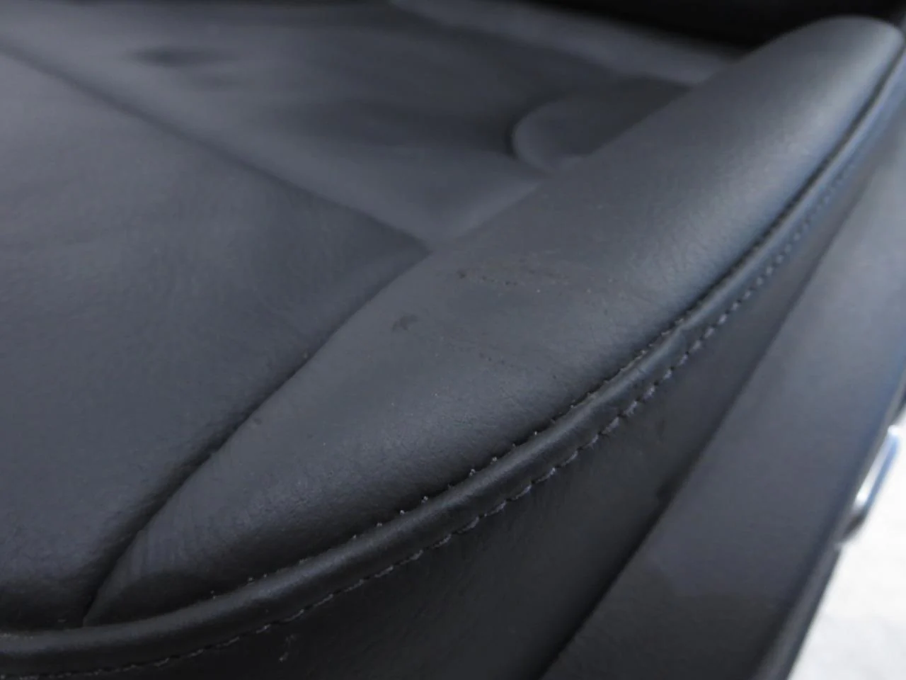 2015 - 2018 Audi Q3 Seats, Black Anthracite Leather, Powered. #9858r - Image 12