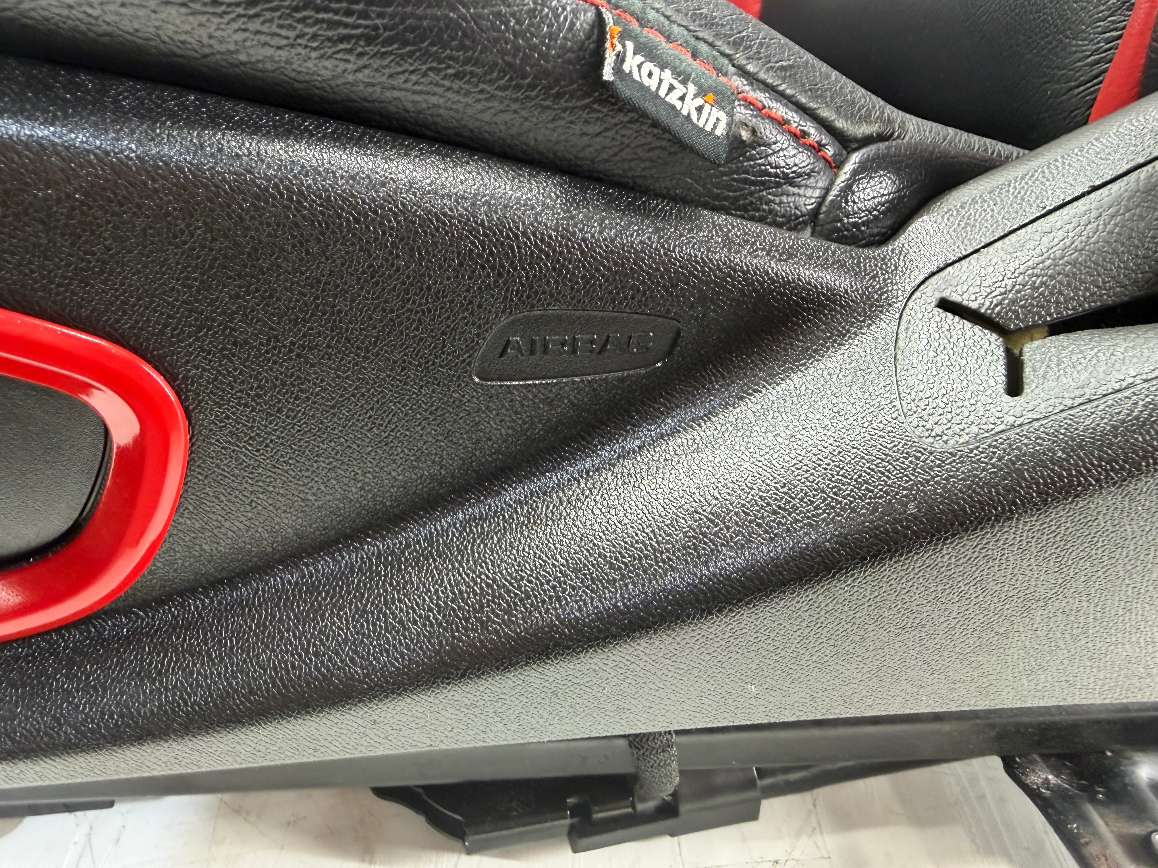 Camaro Seats 2016 - 2024, Katzkin Black and Red Leather Powered #3071 - Image 10