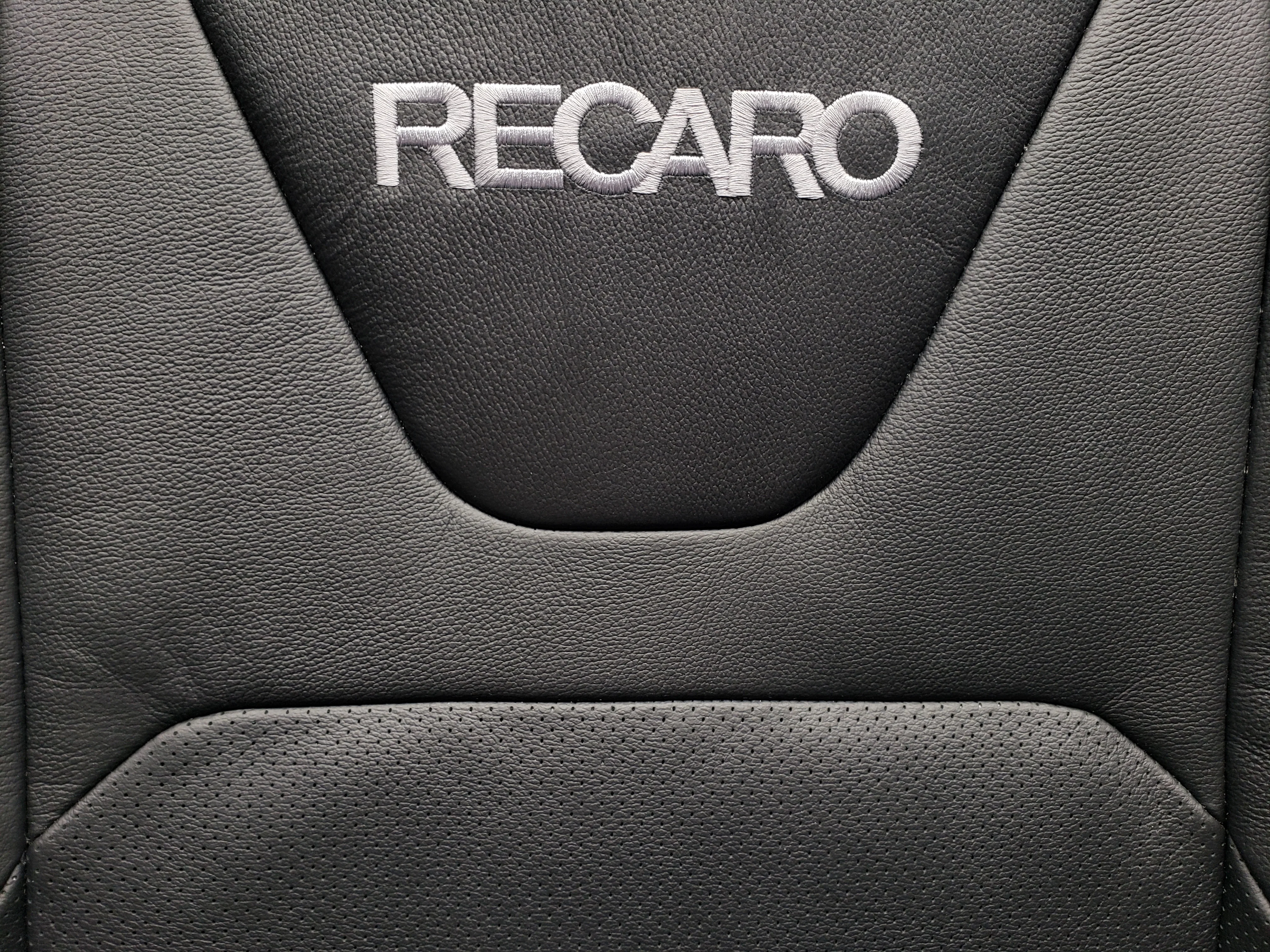 Mustang Recaro Seats, Heated & Cooled, Powered Coupe 2015-2023 - Image 18