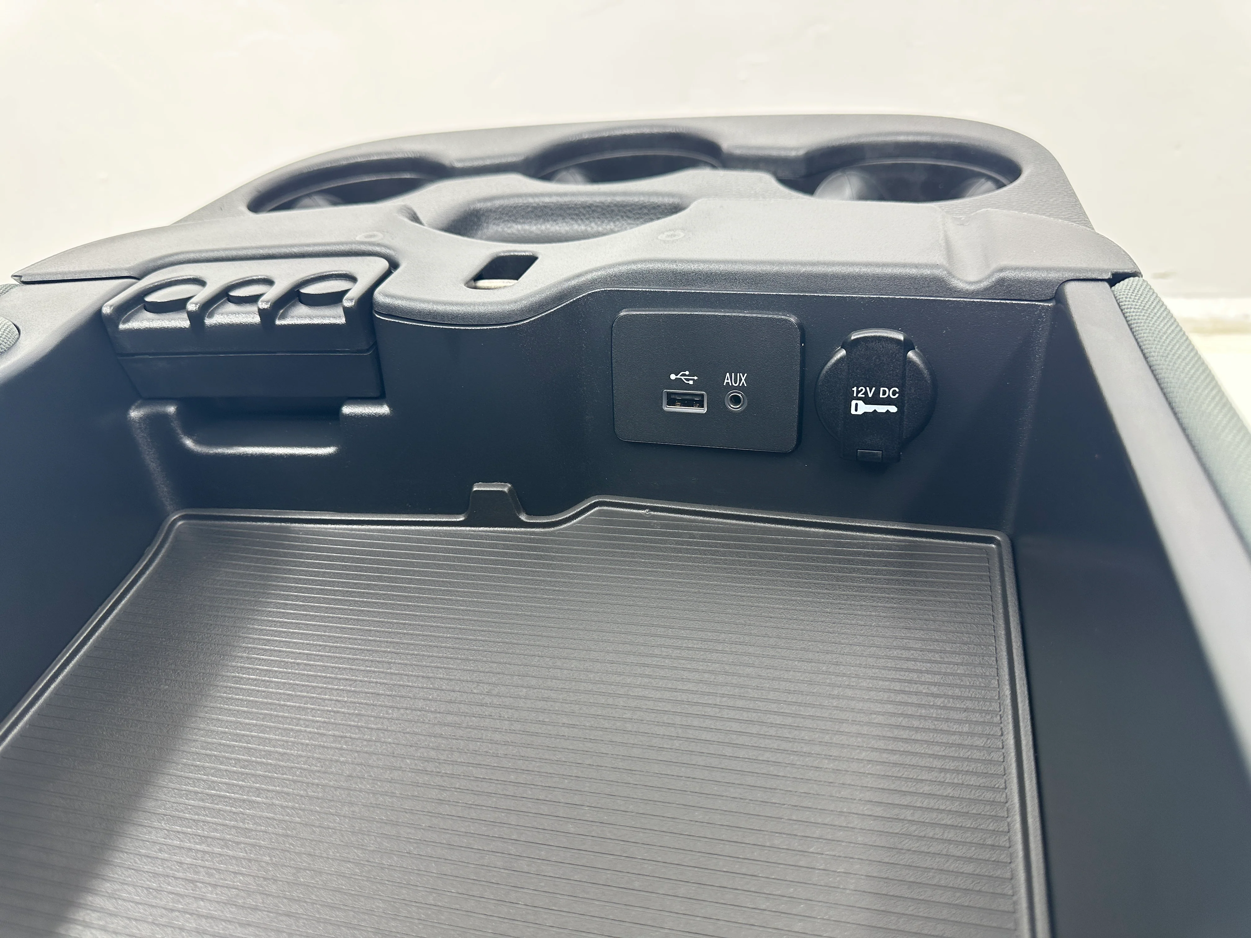 Dodge Ram Center Jump Seat, 2009 - 2018 Gray Cloth, w/ upper Storage #3000 - Image 8