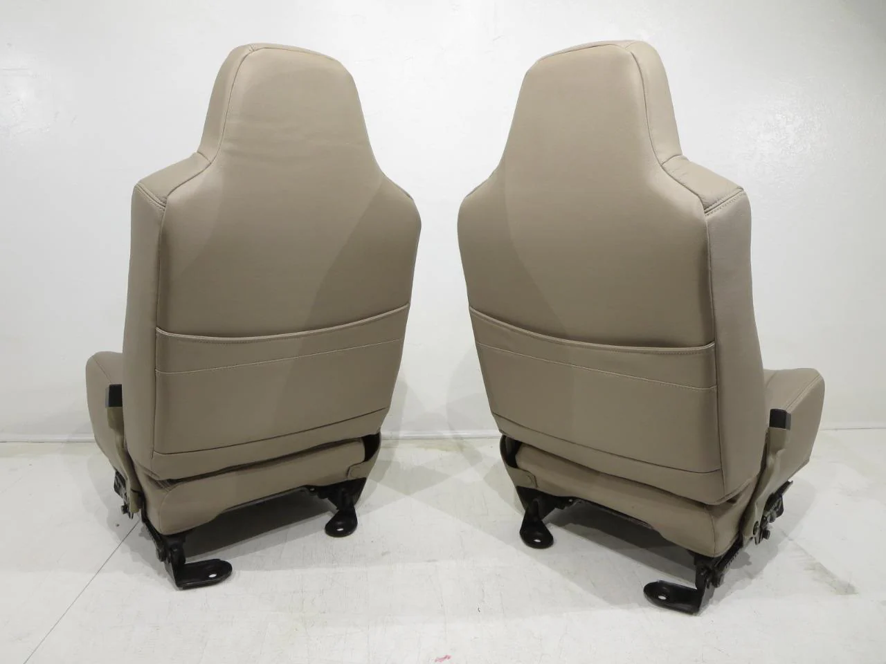 Ford Super Duty Seats 1999-2007, Custom Built Katzkin Leather Seats - Image 10