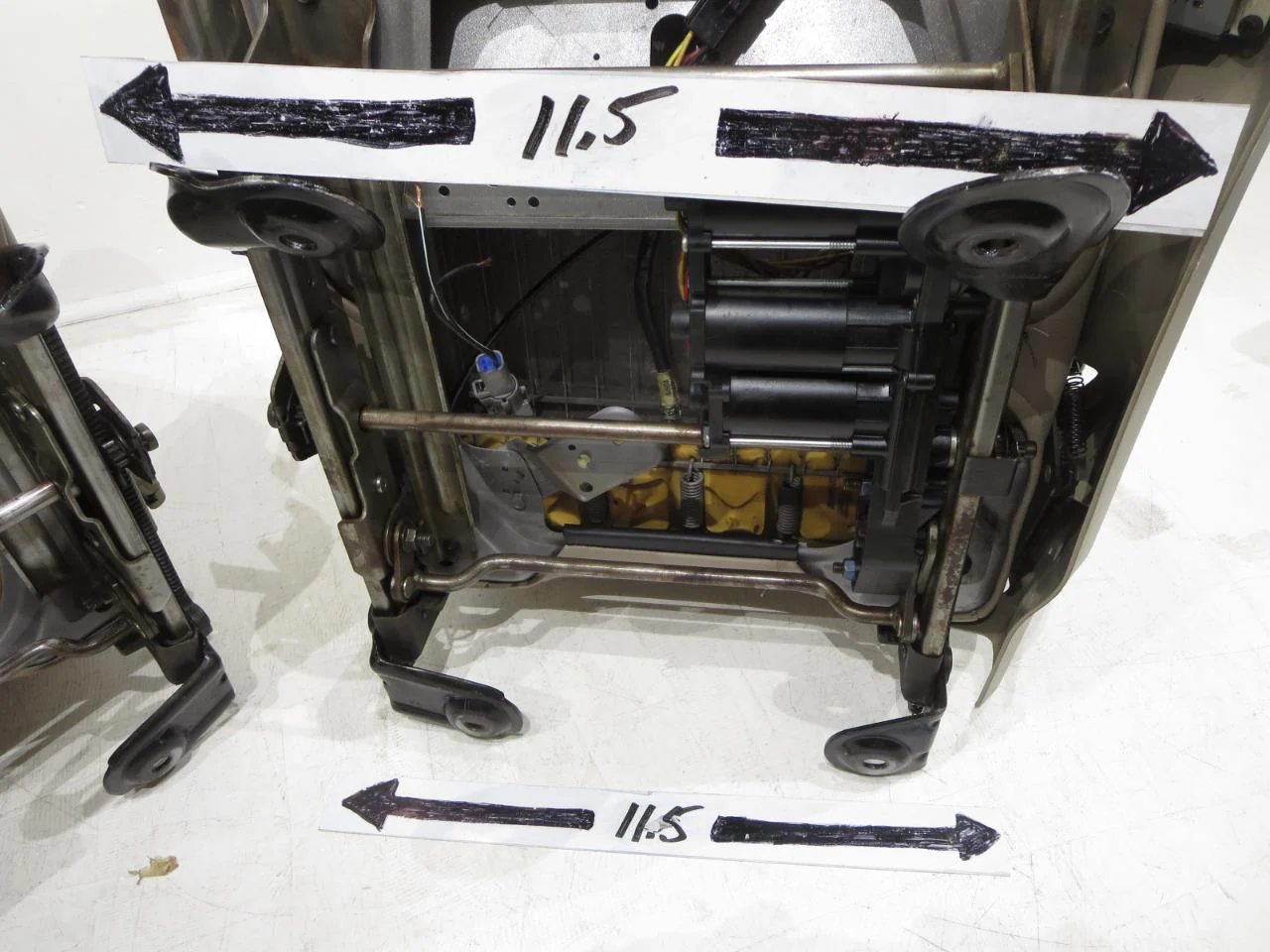 Ford Super Duty Seats 1999-2007, Custom Built Katzkin Leather Seats - Image 16