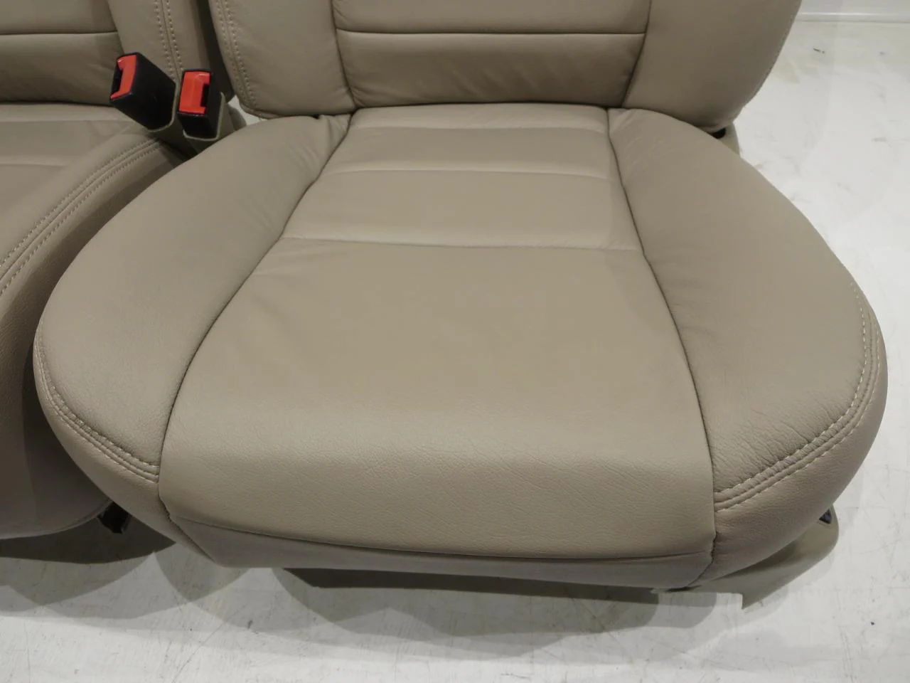 Ford Super Duty Seats 1999-2007, Custom Built Katzkin Leather Seats - Image 3
