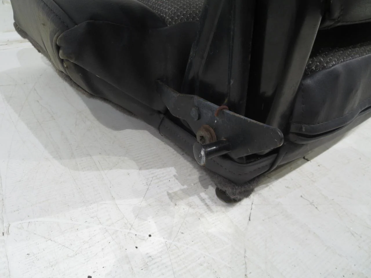 1997 - 2002 Jeep Wrangler Rear Seat, Charcoal Vinyl #325i - Image 8