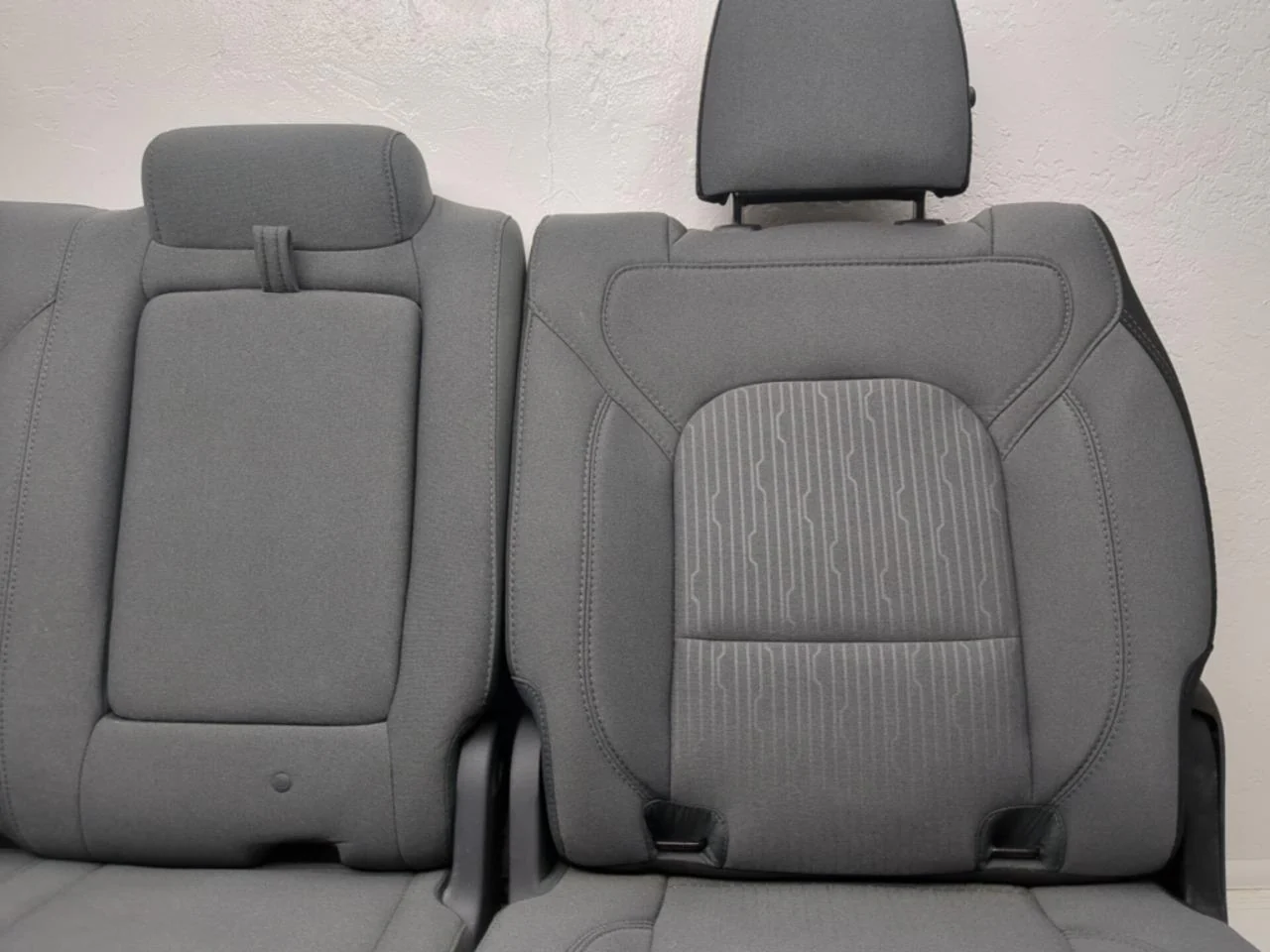 2019 - 2024 Ram 1500 Crew Cab Rear Seats Gray Cloth. #644i - Image 4