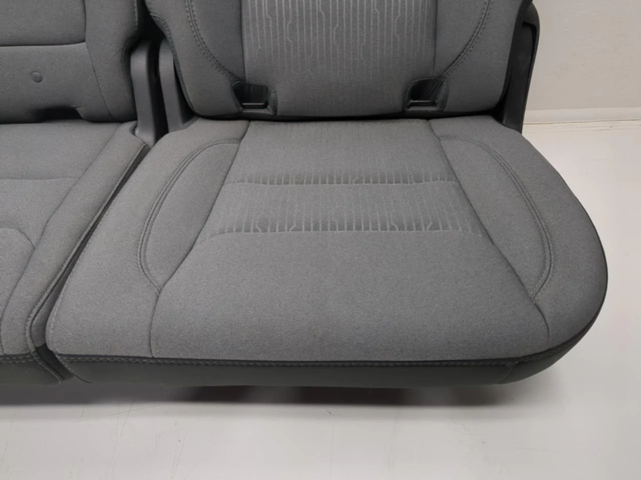 2019 - 2024 Ram 1500 Crew Cab Rear Seats Gray Cloth. #644i - Image 6