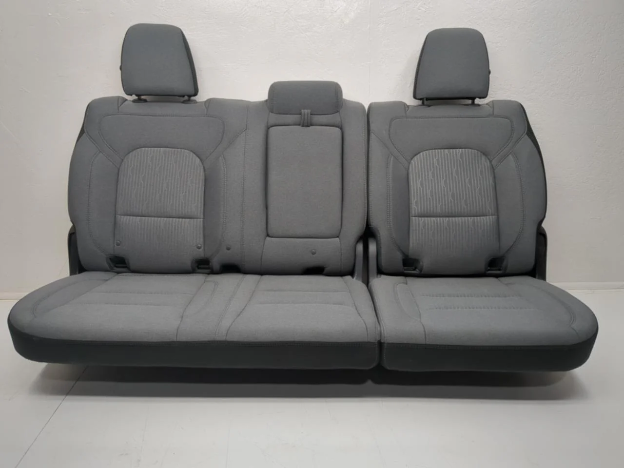 2019 - 2024 Ram 1500 Crew Cab Rear Seats Gray Cloth. #644i - Image 8
