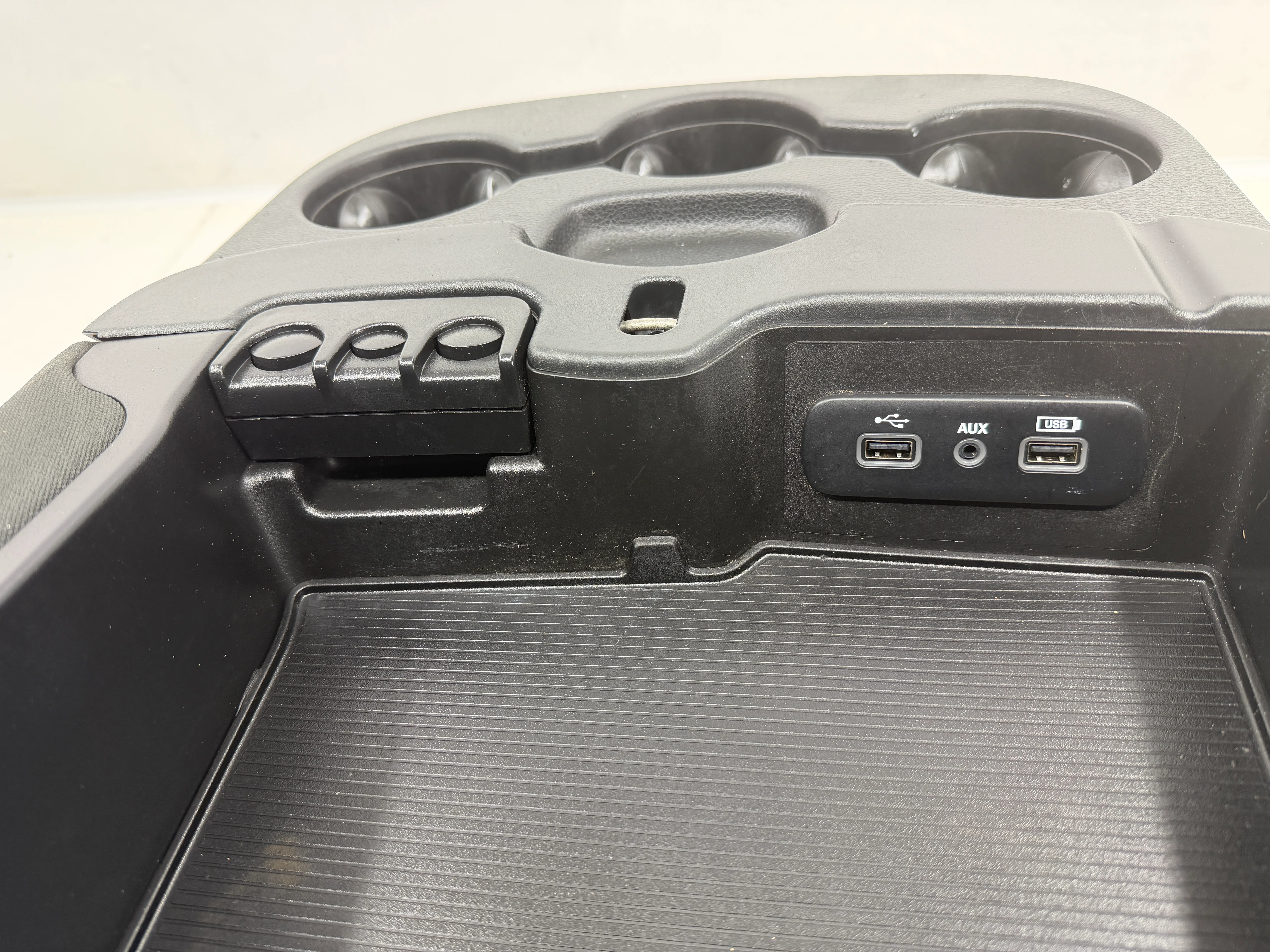 Ram Jump Seat, 2019-2024 Gray Cloth Console, upper Storage #3034 - Image 8