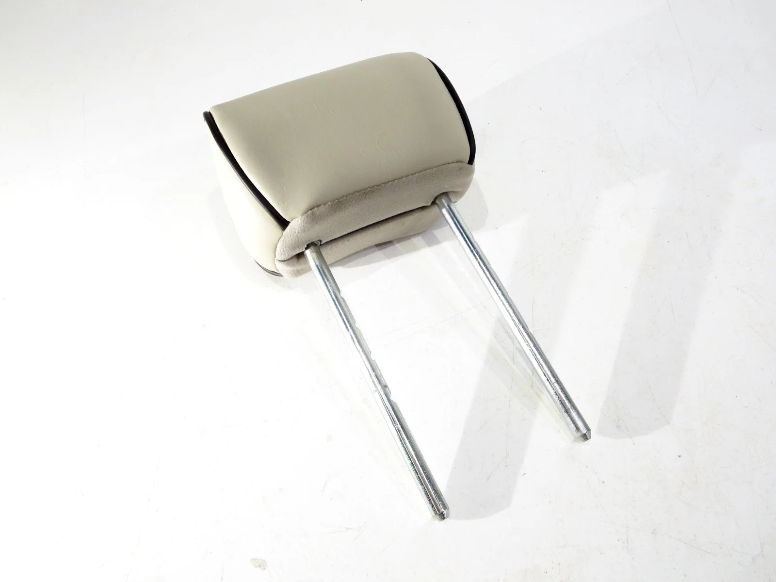 RRear Headrest | Lincoln Mark LT, F150 2004-2008 Leather  Light Parchment, Espresso Piping  Height Adjustable - Image 3