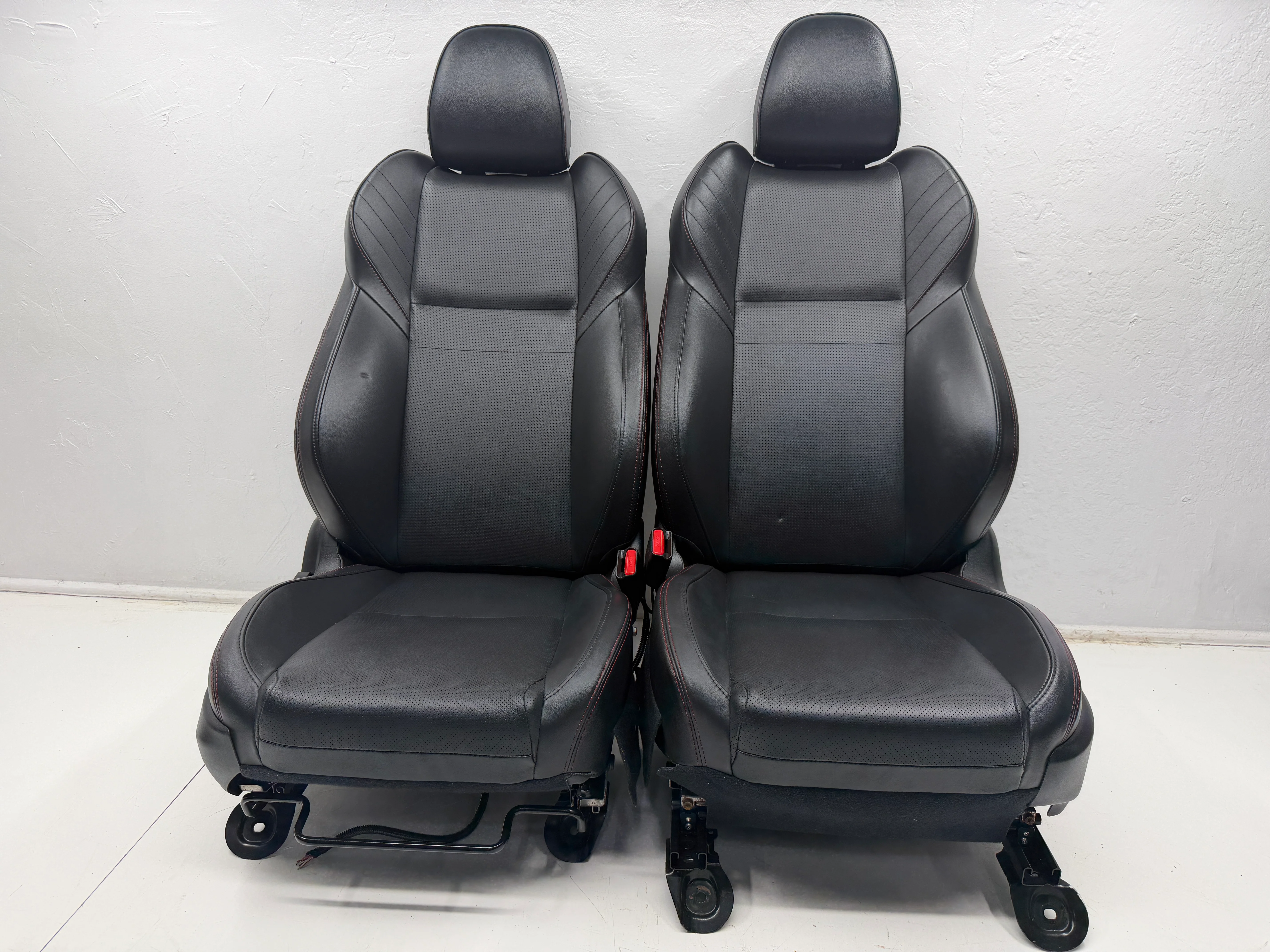 Subaru WRX Seats 2016-2021, Black Leather Powered #3023 - Image 17