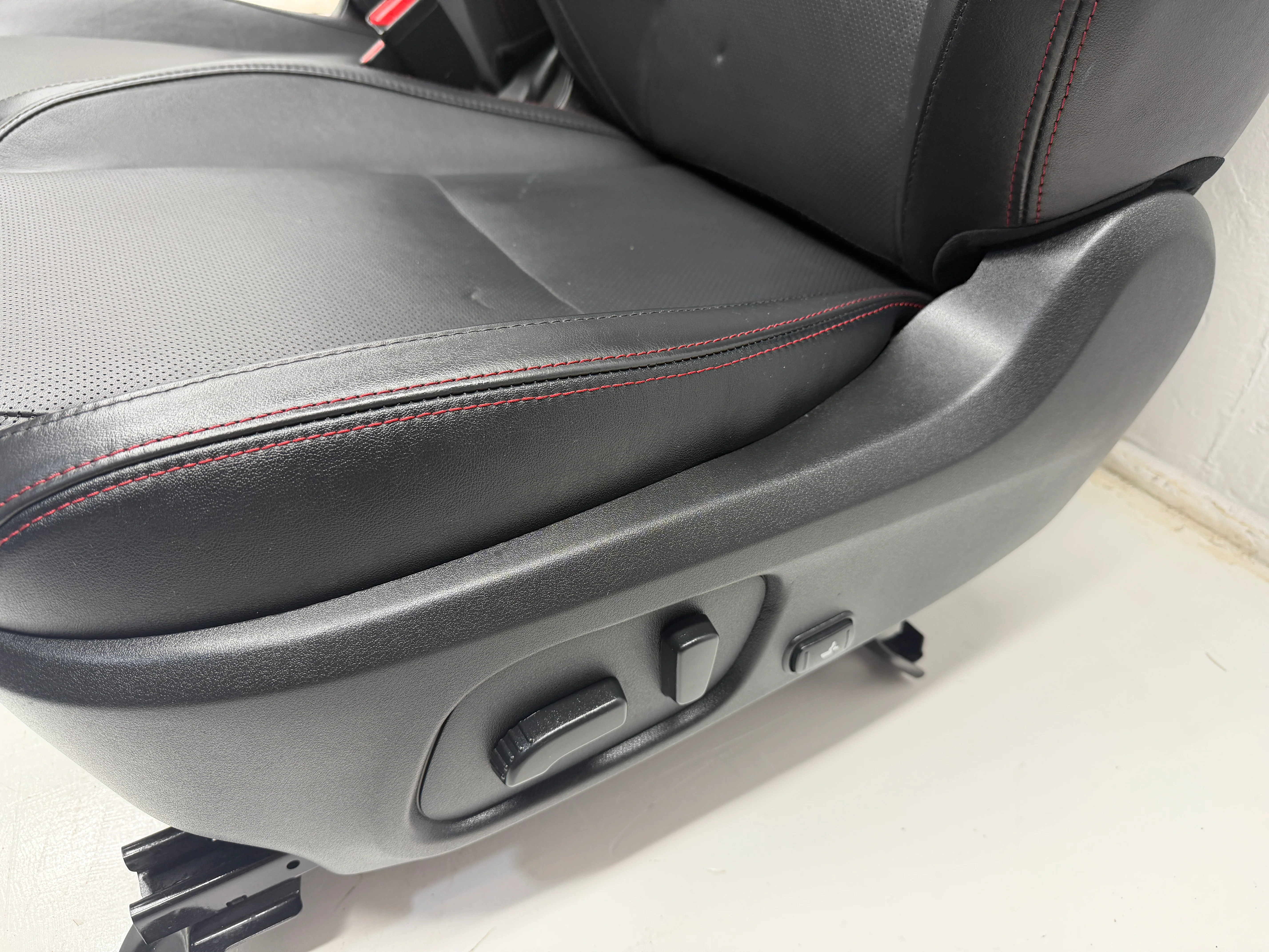 Subaru WRX Seats 2016-2021, Black Leather Powered #3023 - Image 5